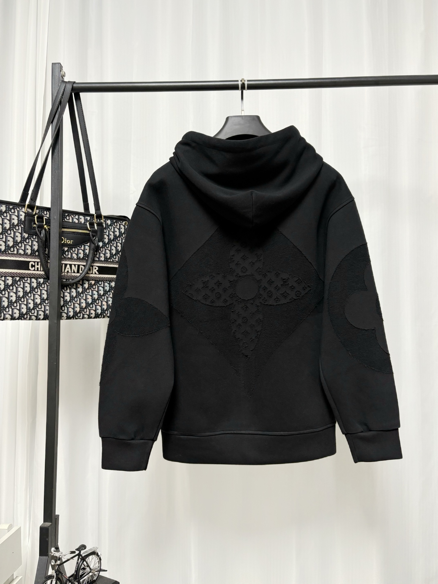 Cheap Louis Vuitton Thin Jackets For Men in 234039, $75 USD- [IB234039] - Replica Louis Vuitton Thin Jackets For Men