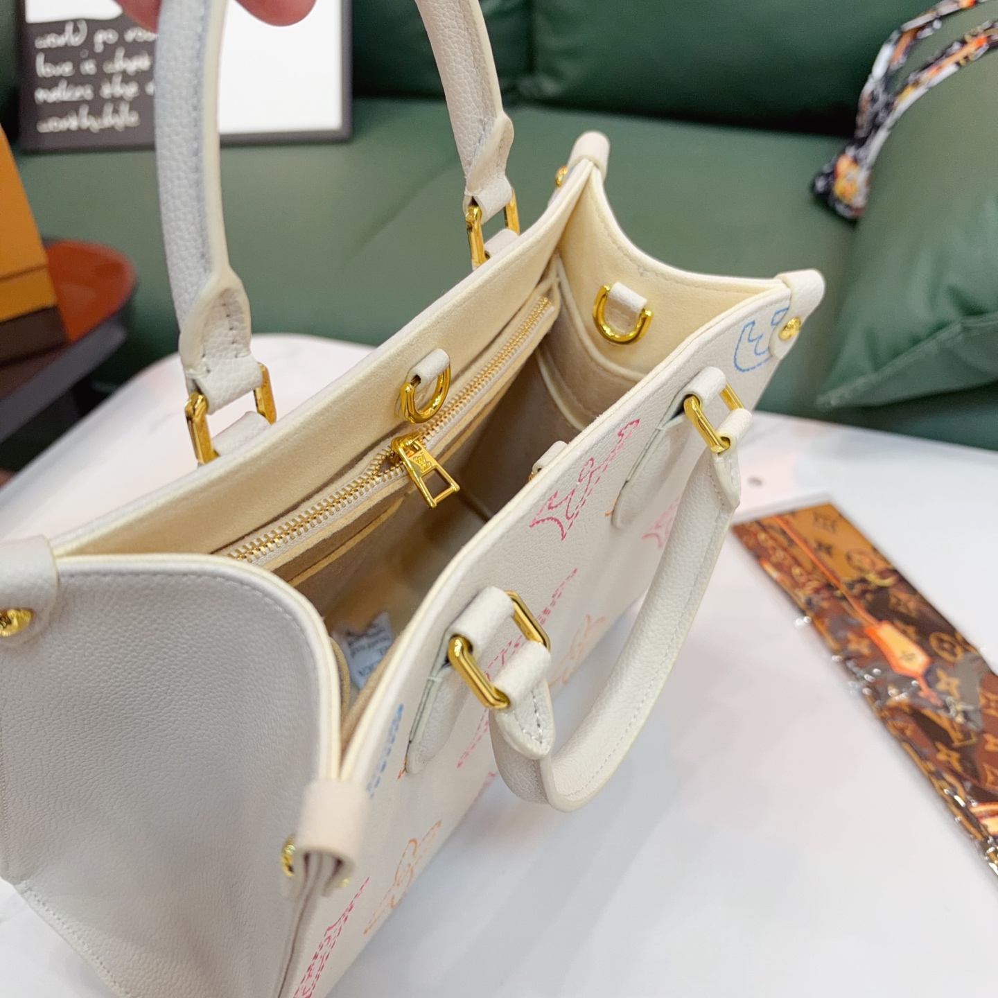 Cheap Louis Vuitton AAA Quality Handbags in 234119, $75 USD- [IB234119] - Replica Louis Vuitton AAA Quality Handbags