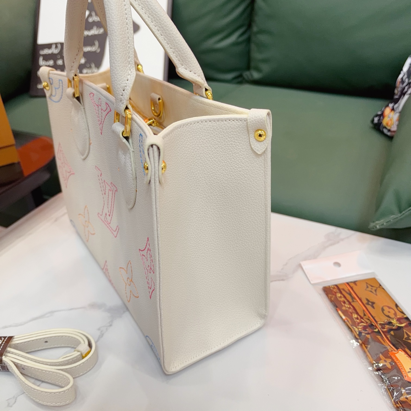 Cheap Louis Vuitton AAA Quality Handbags in 234119, $75 USD- [IB234119] - Replica Louis Vuitton AAA Quality Handbags