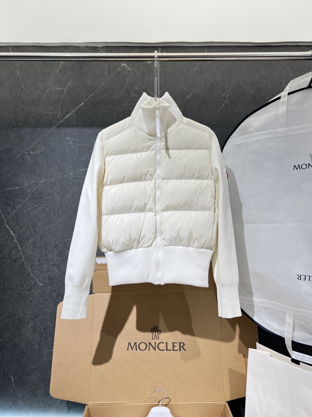 Cheap Canada Goose Down Jackets for Women in 234236, $155 USD- [IB234236] - Replica Canada Goose Down Jackets for Women