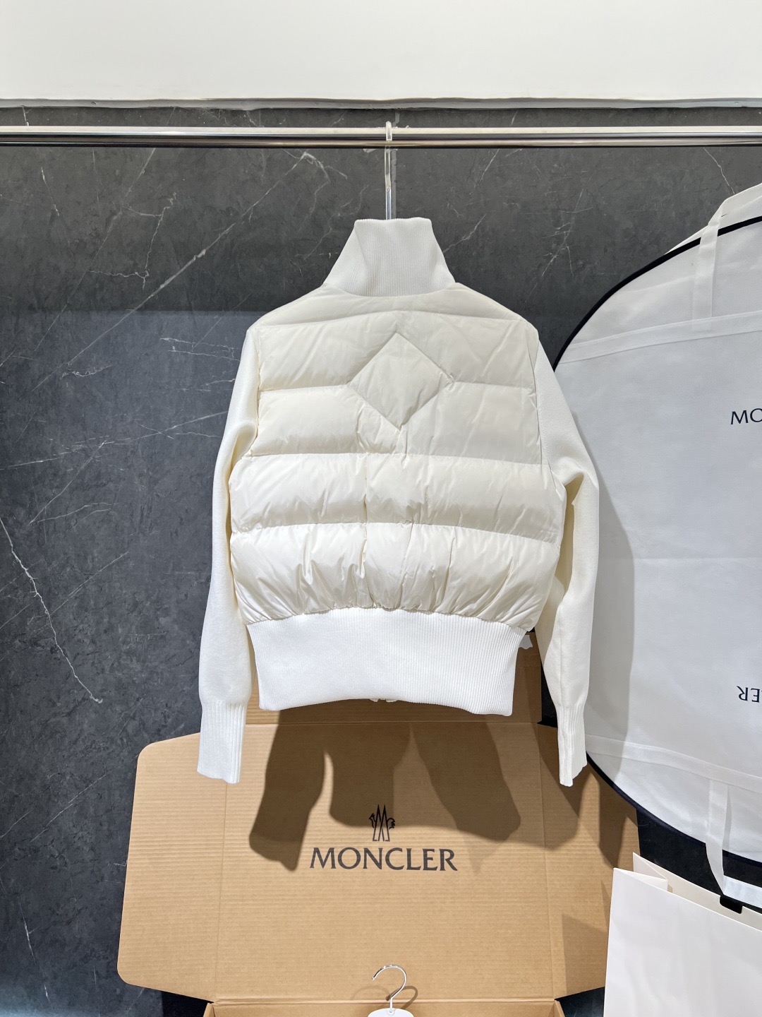 Cheap Canada Goose Down Jackets for Women in 234236, $155 USD- [IB234236] - Replica Canada Goose Down Jackets for Women
