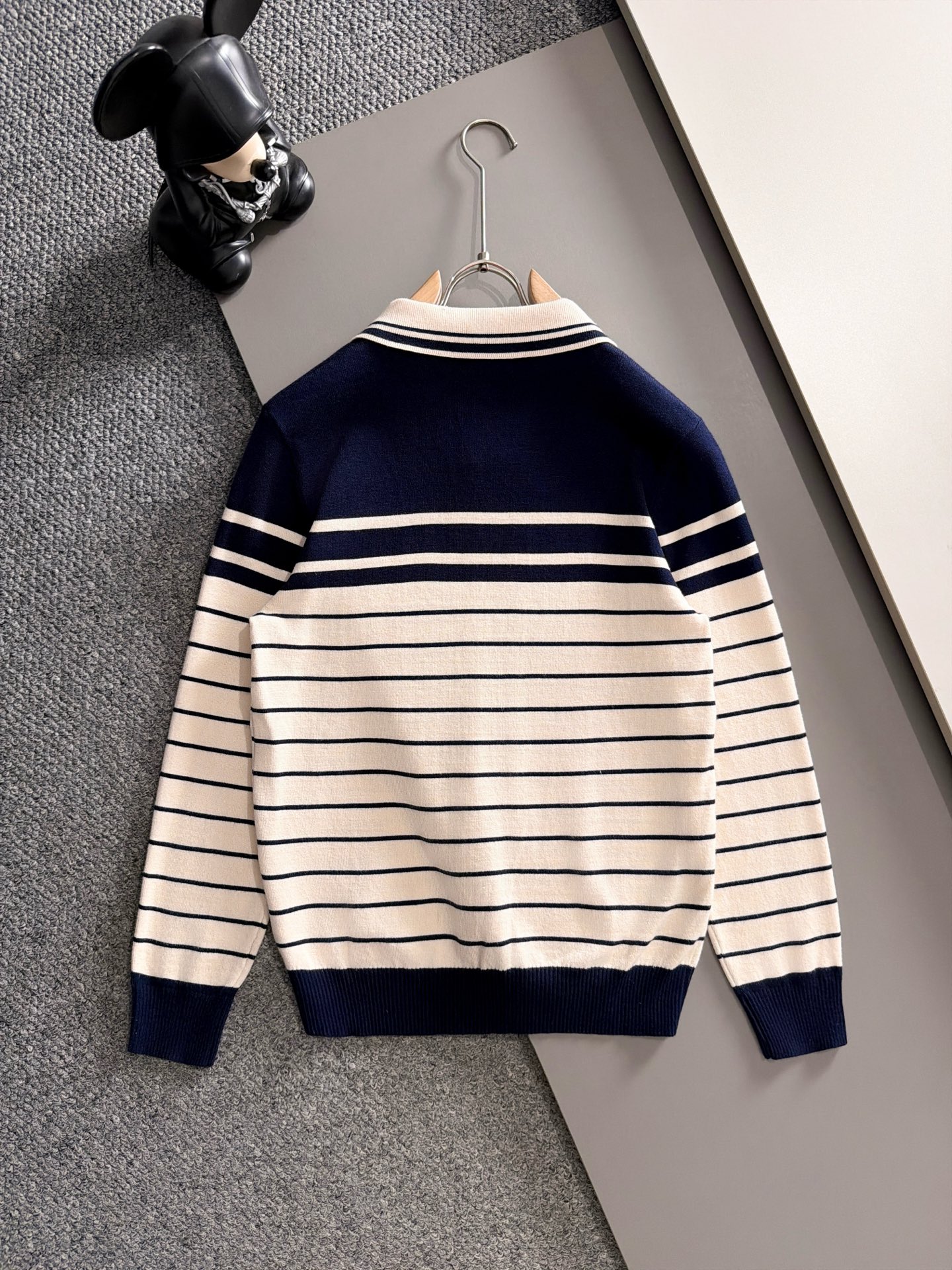 Cheap Gucci Sweaters for Men in 234240, $55 USD- [IB234240] - Replica Gucci Sweaters for Men
