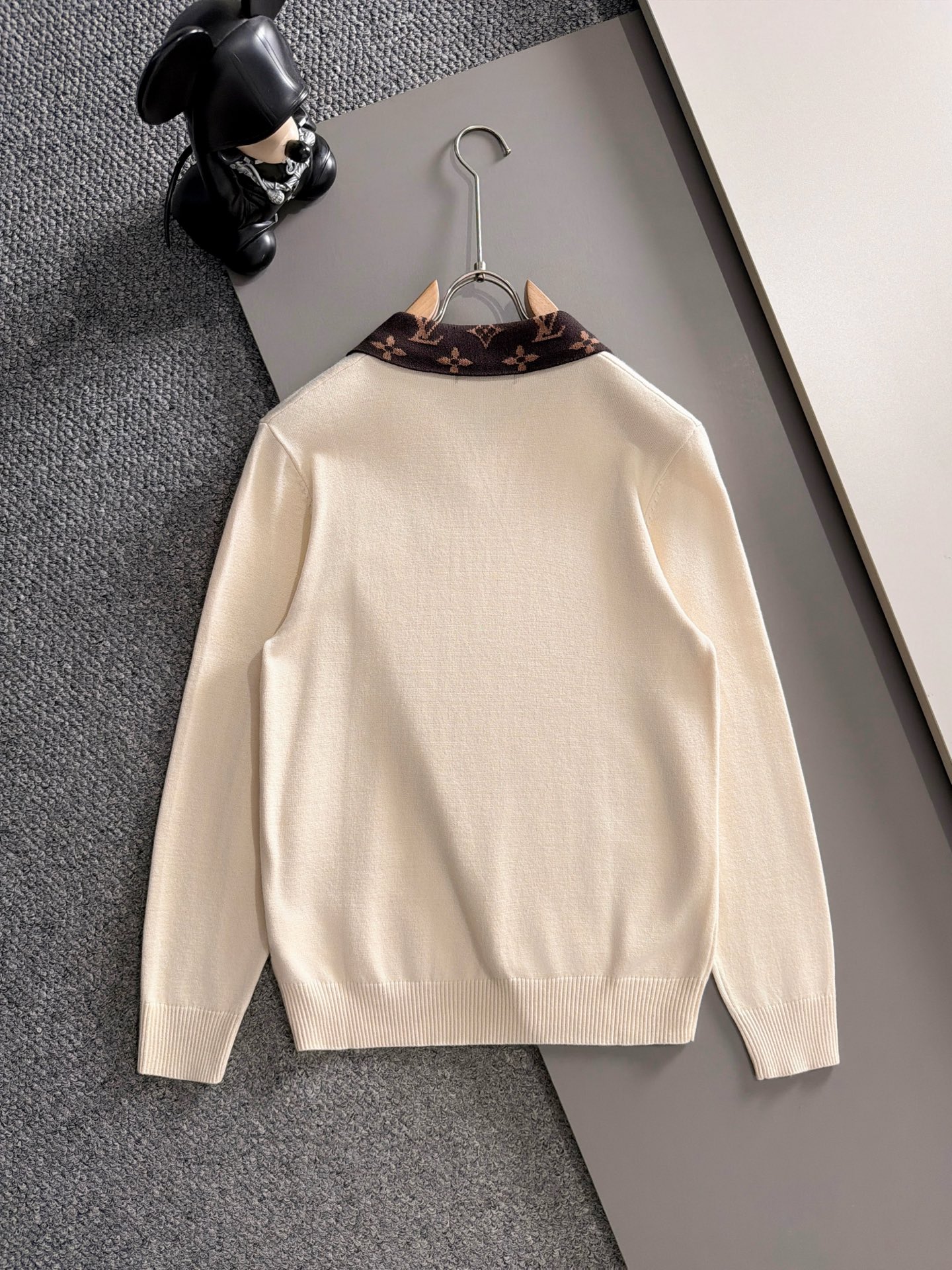 Cheap Louis Vuitton  Sweaters for Men in 234250, $55 USD- [IB234250] - Replica Louis Vuitton  Sweaters for Men