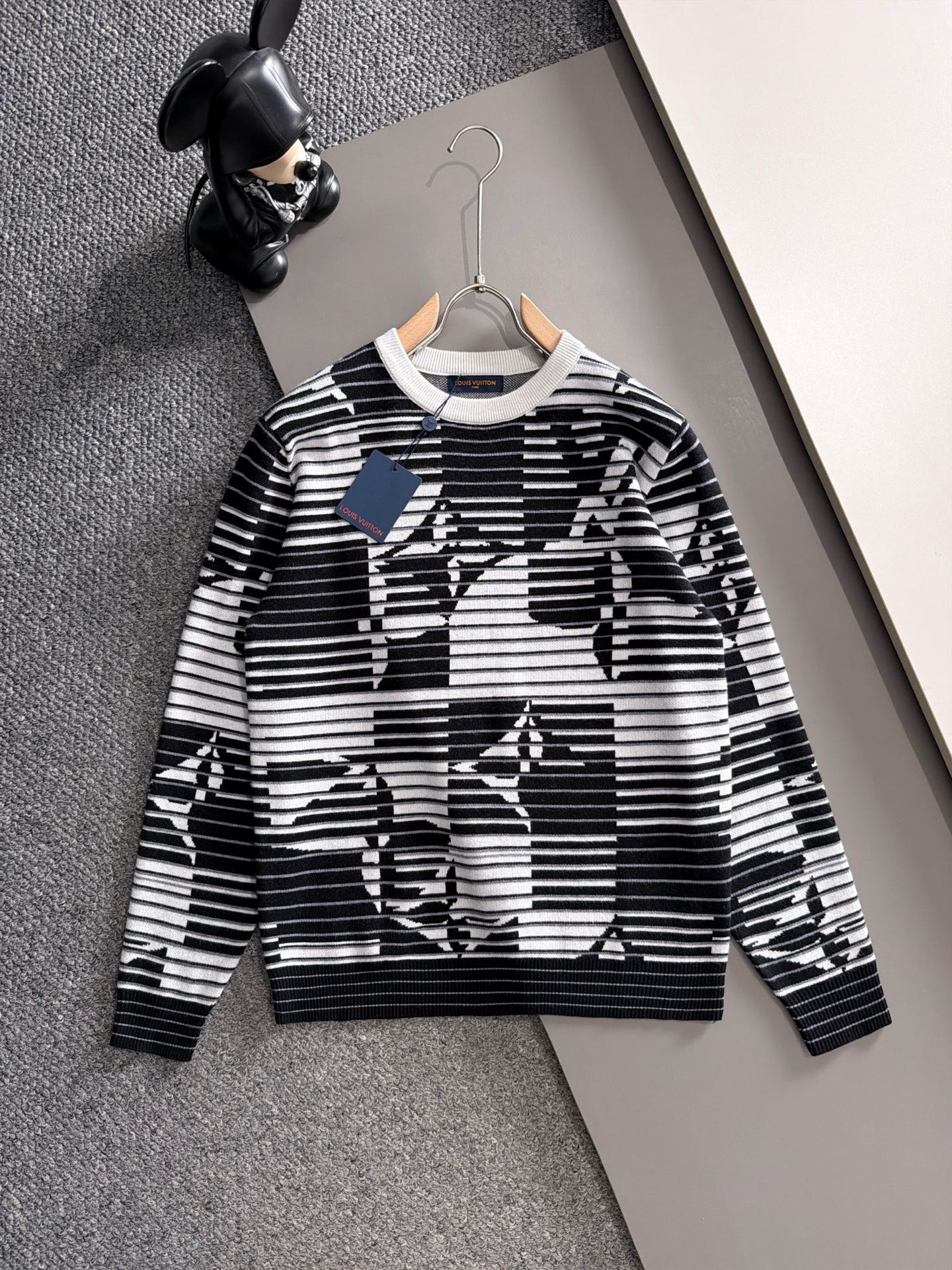 Cheap Louis Vuitton  Sweaters for Men in 234260, $55 USD- [IB234260] - Replica Louis Vuitton  Sweaters for Men