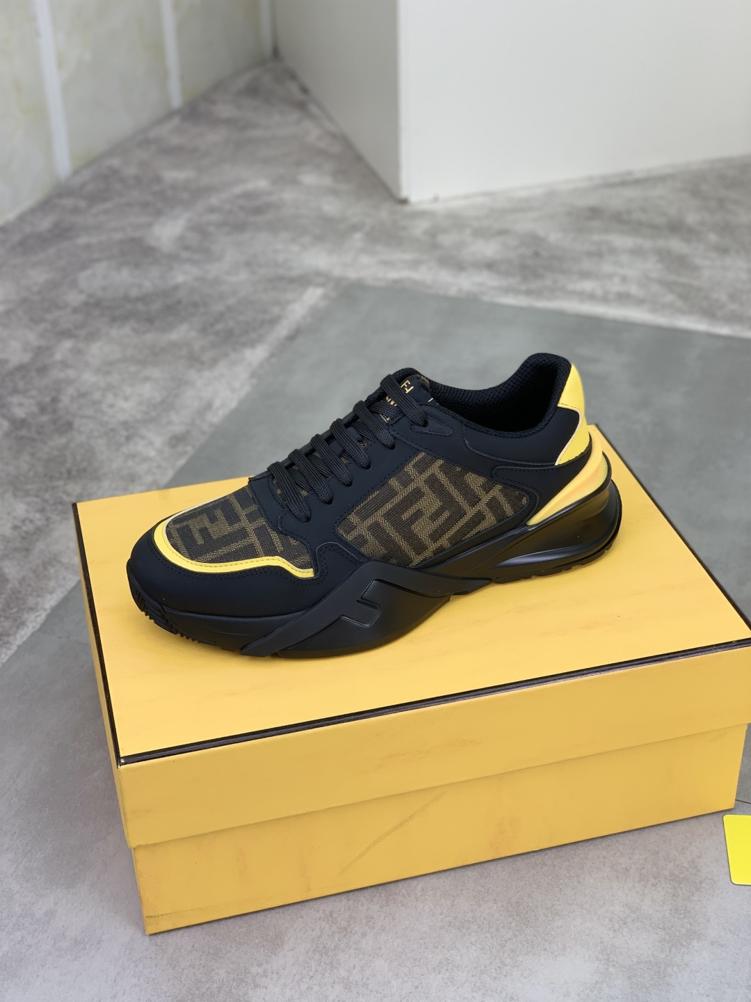 Cheap Fendi Sneakers For Men in 234337, $85 USD- [IB234337] - Replica Fendi Sneakers For Men