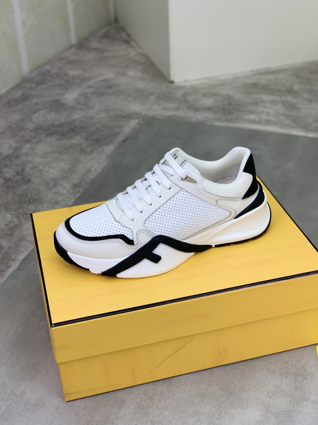 Cheap Fendi Sneakers For Men in 234339, $85 USD- [IB234339] - Replica Fendi Sneakers For Men