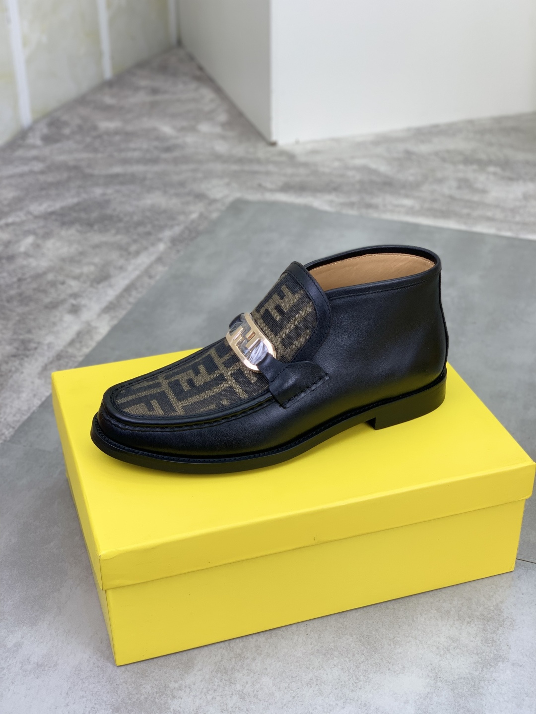 Cheap Fendi Leather shoes For Men in 234364, $105 USD- [IB234364] - Replica Fendi Leather shoes For Men