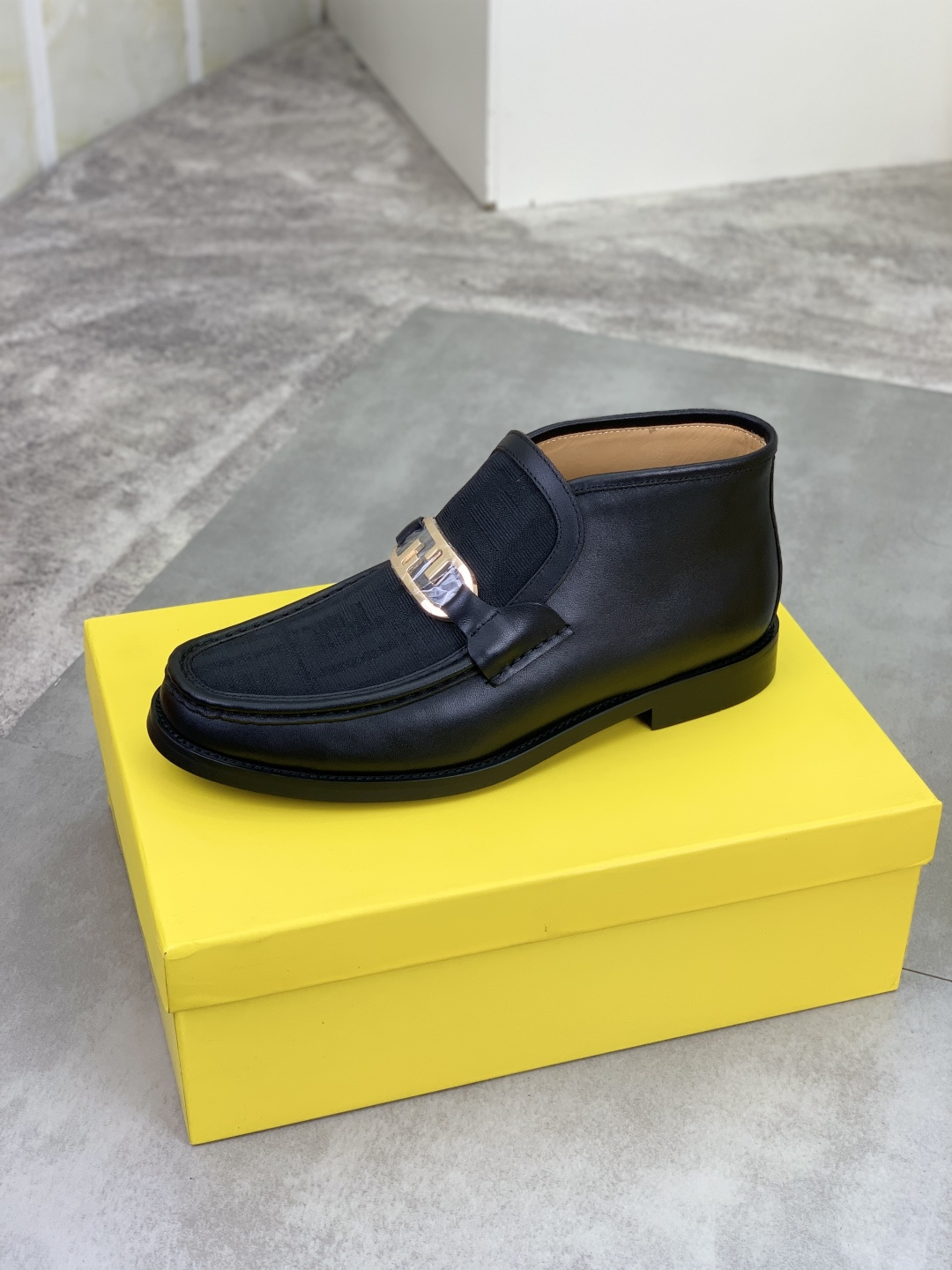 Cheap Fendi Leather shoes For Men in 234365, $105 USD- [IB234365] - Replica Fendi Leather shoes For Men