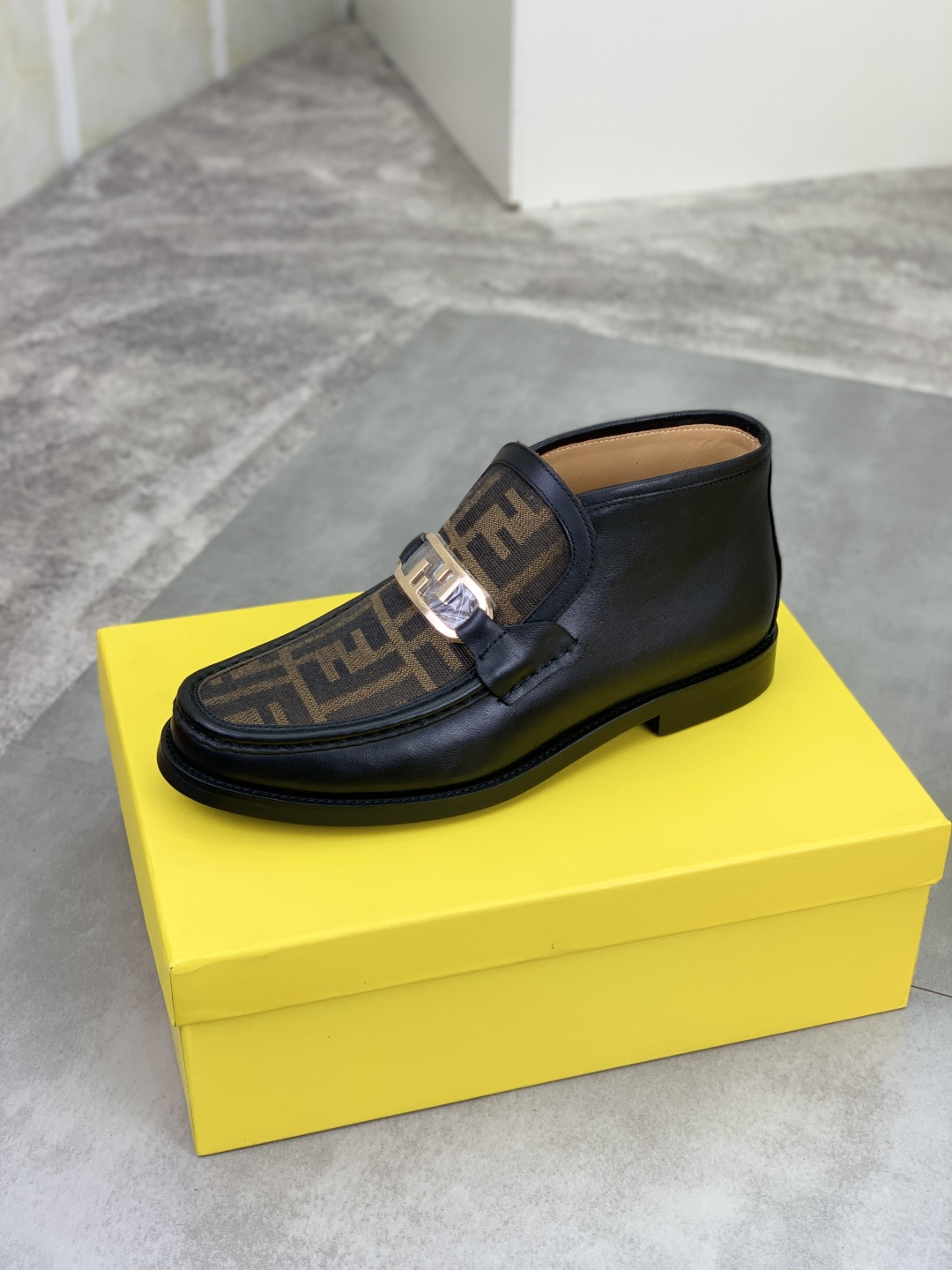 Cheap Fendi Leather shoes For Men in 234366, $105 USD- [IB234366] - Replica Fendi Leather shoes For Men