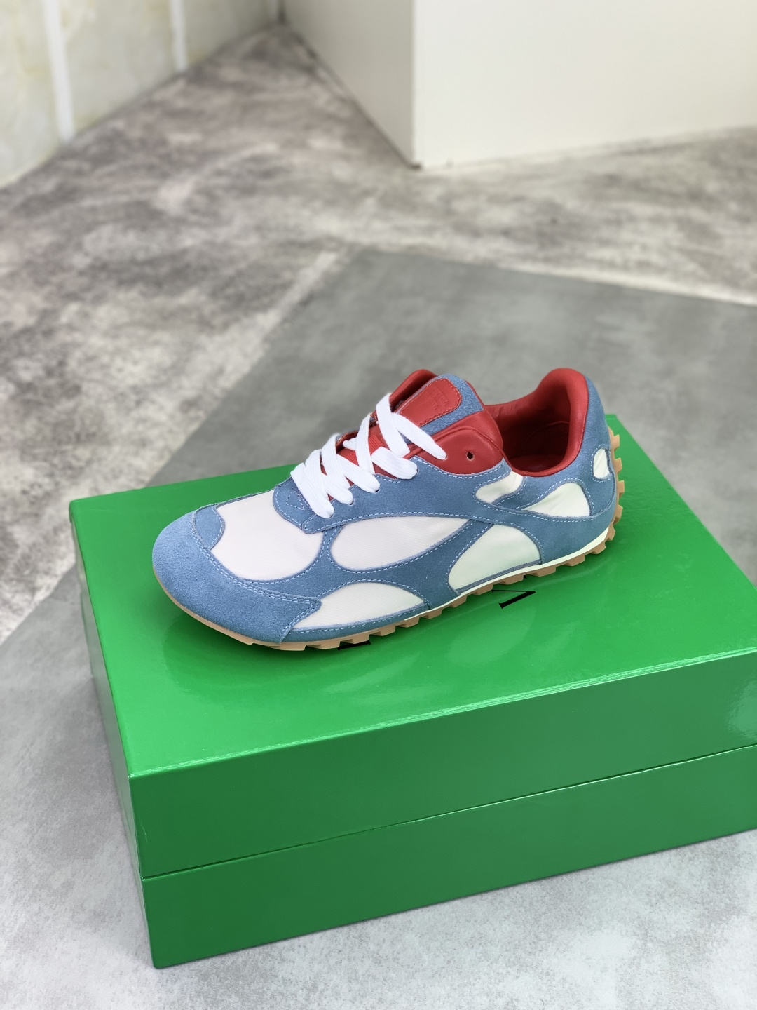 Cheap Bottega Veneta Sneakers For Men in 234410, $85 USD- [IB234410] - Replica Bottega Veneta Sneakers For Men