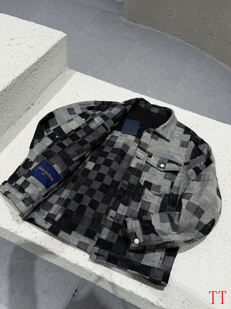 Cheap Louis Vuitton Thin Jackets For Men in 234739, $65 USD- [IB234739] - Replica Louis Vuitton Thin Jackets For Men
