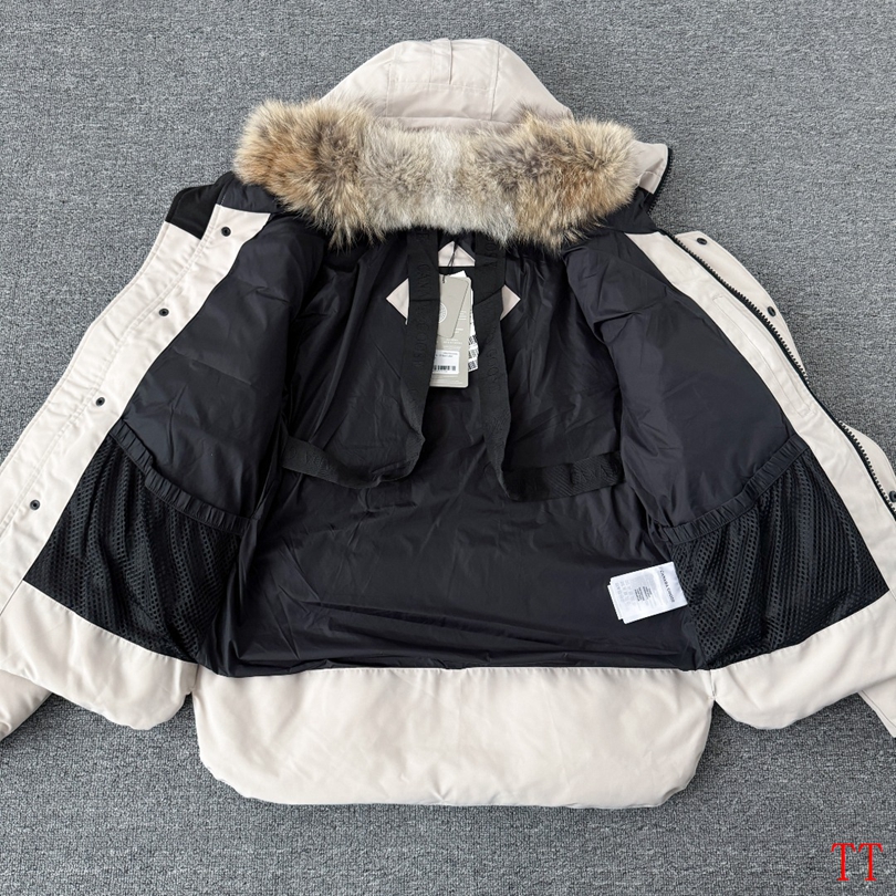 Cheap Canada Goose Down Jackets for Men in 234822, $140 USD- [IB234822] - Replica Canada Goose Down Jackets for Men