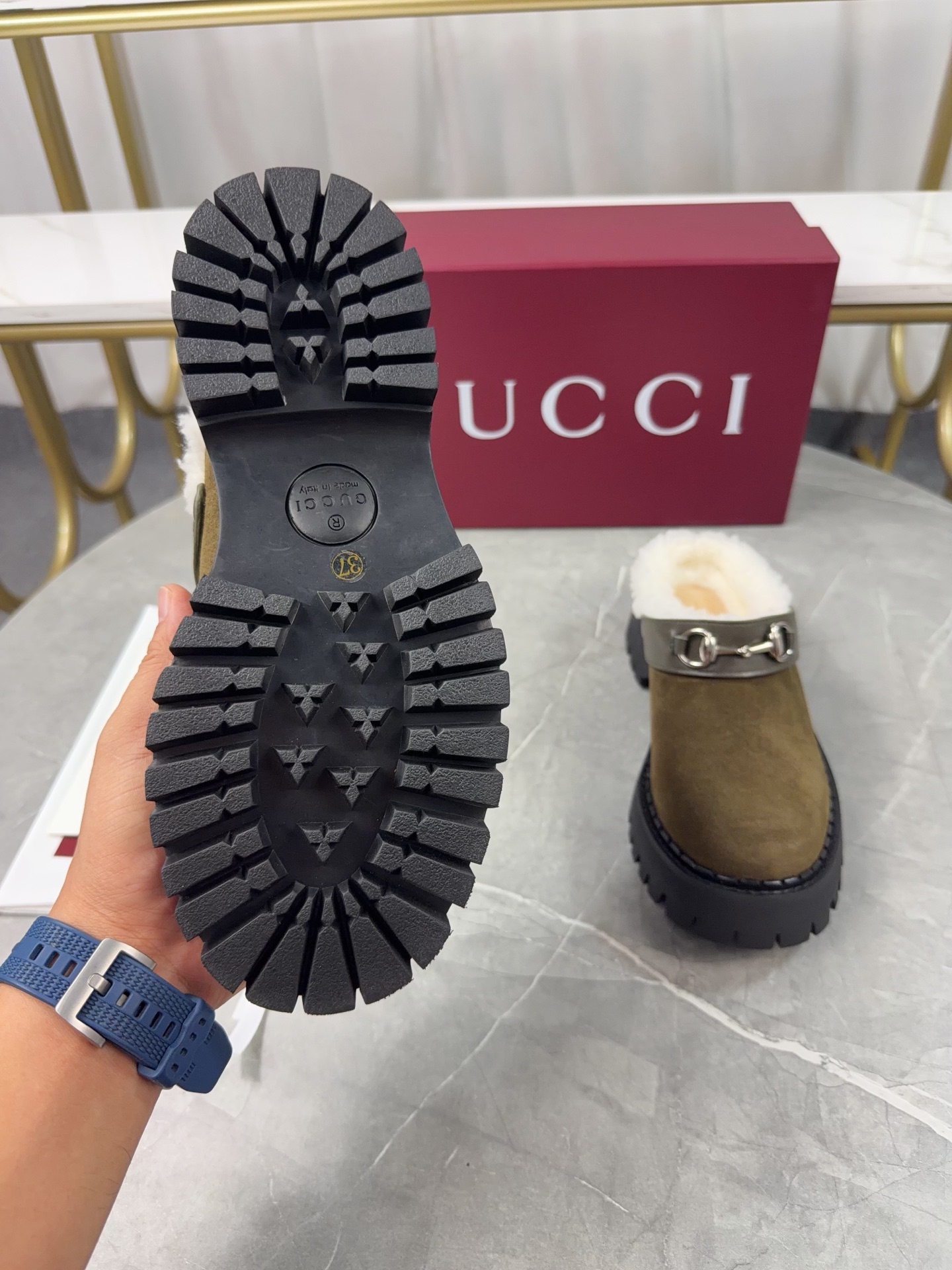 Cheap Gucci Slippers For Women in 235601, $85 USD- [IB235601] - Replica Gucci Slippers For Women
