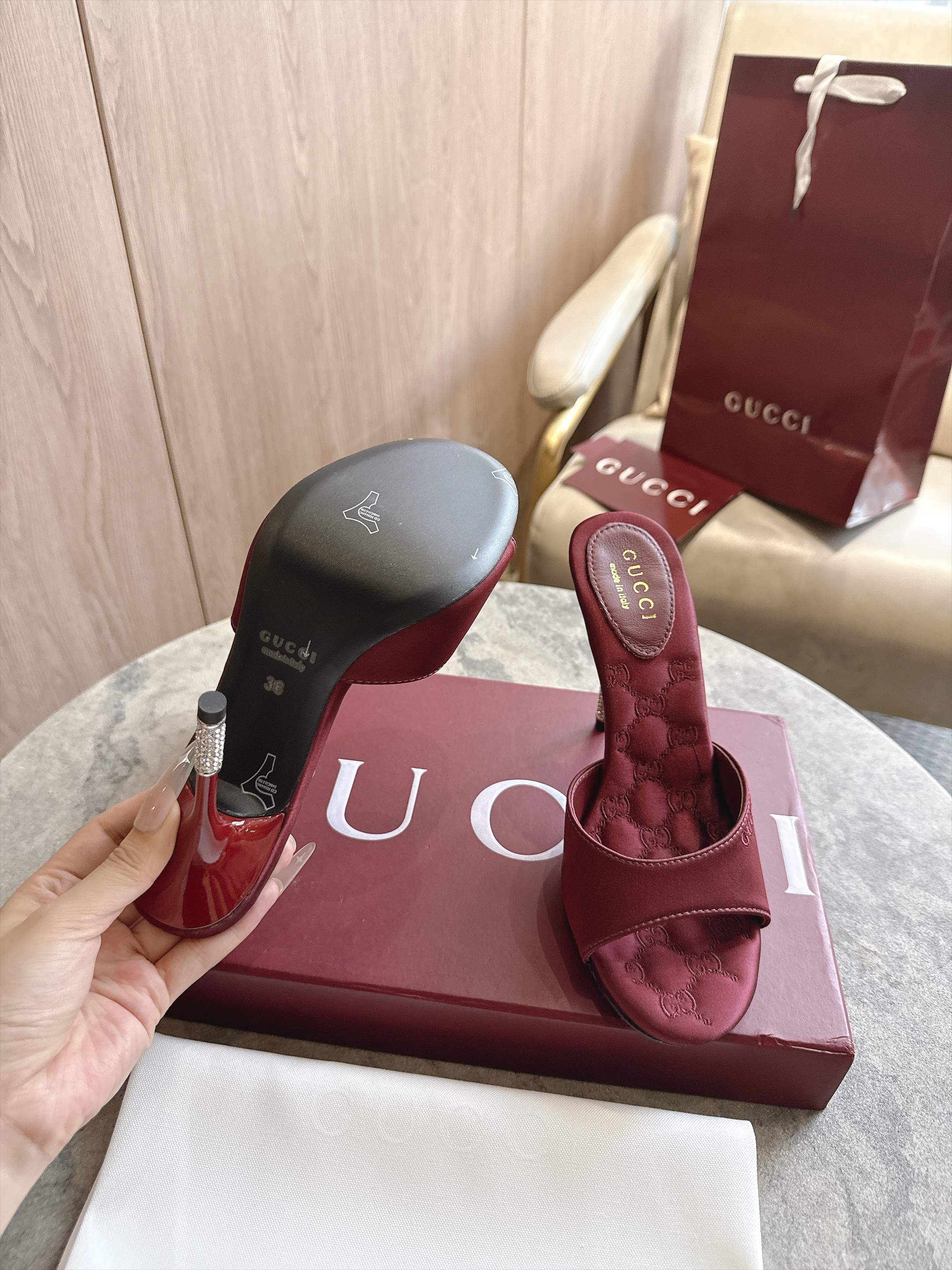 Cheap Gucci Sandals And Pumps For Women in 235614, $85 USD- [IB235614] - Replica Gucci Sandals And Pumps For Women