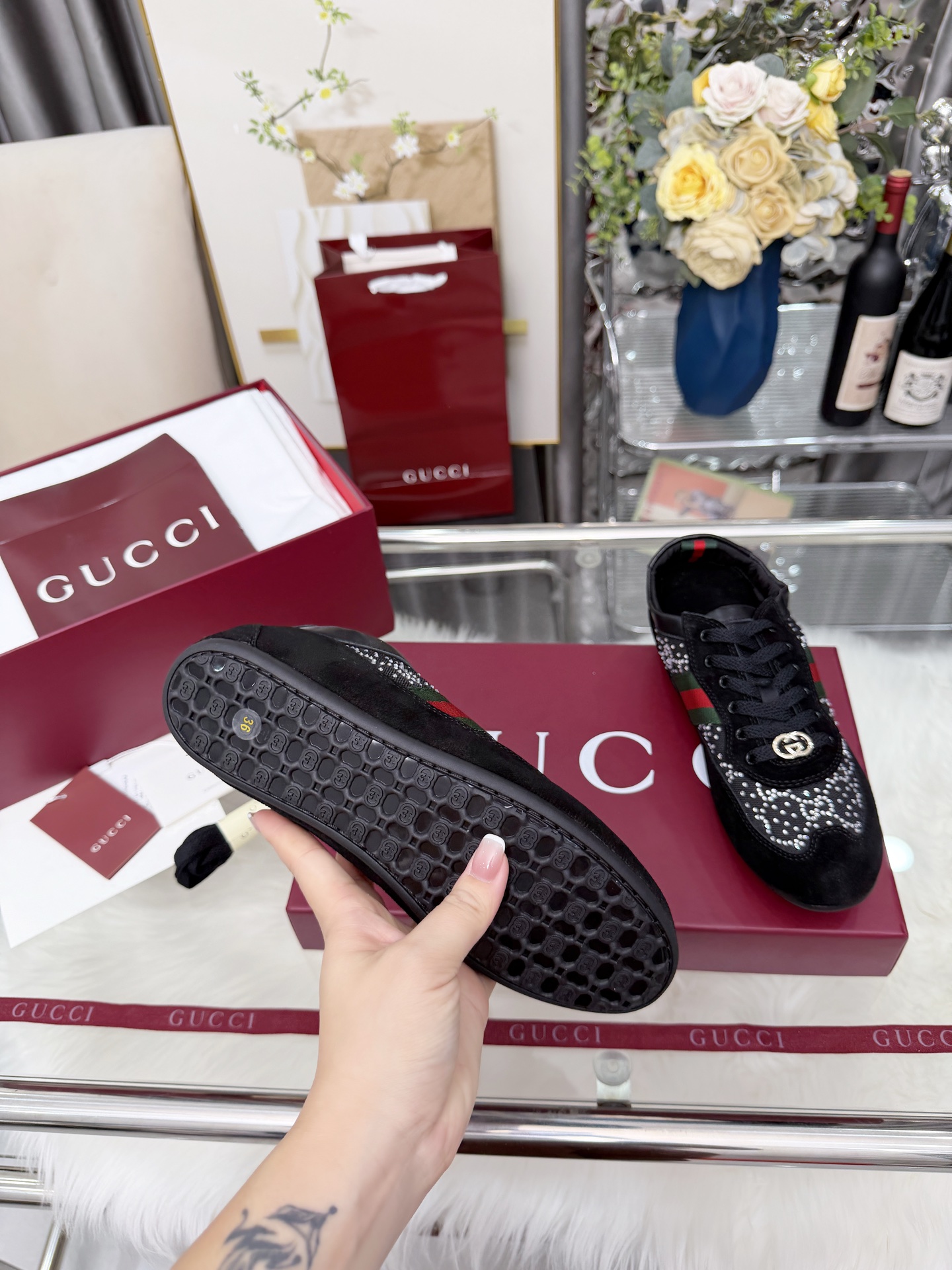 Cheap Gucci Sneakers For Women in 235617, $85 USD- [IB235617] - Replica Gucci Sneakers For Women