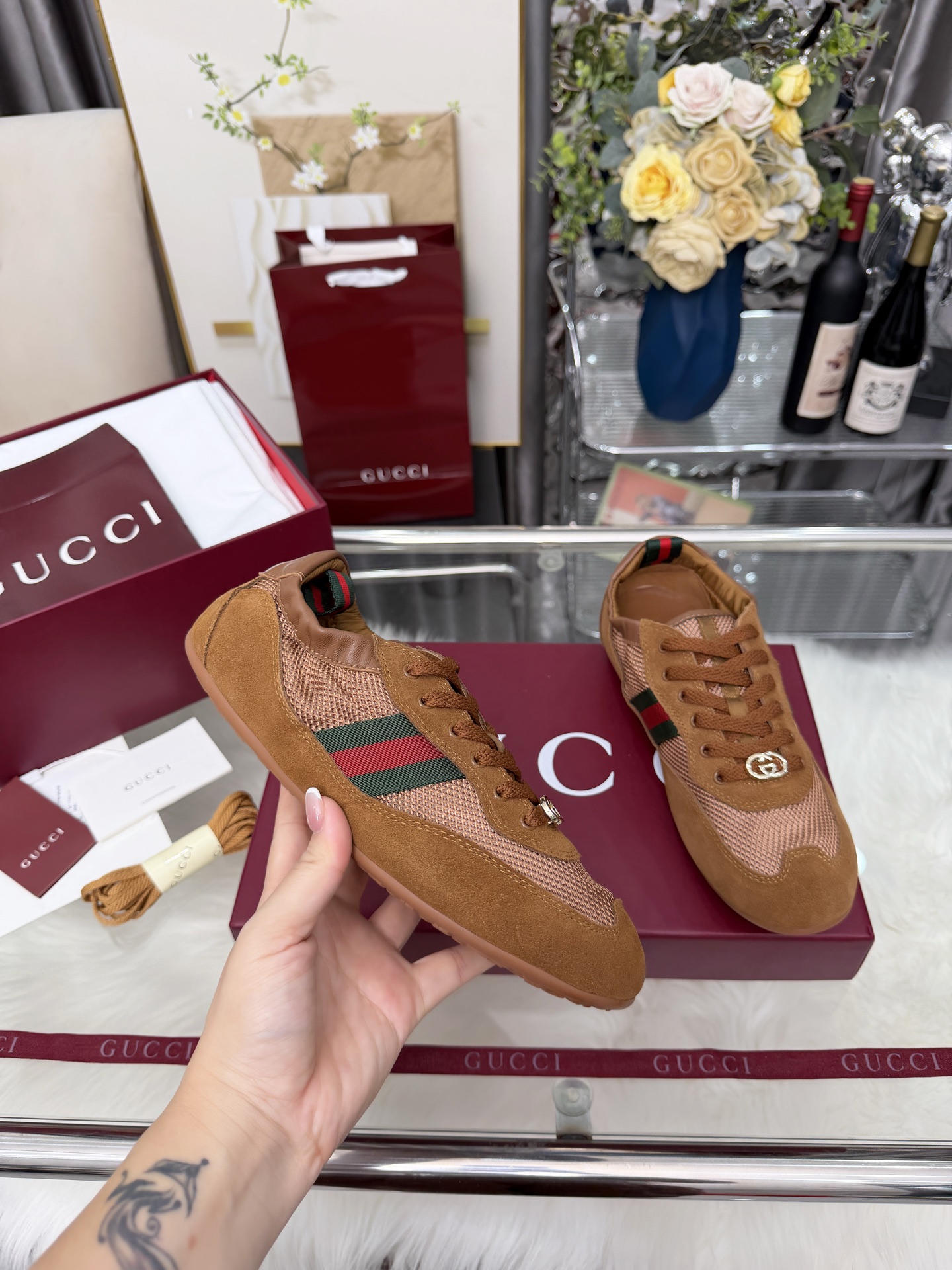 Cheap Gucci Sneakers For Women in 235620, $85 USD- [IB235620] - Replica Gucci Sneakers For Women