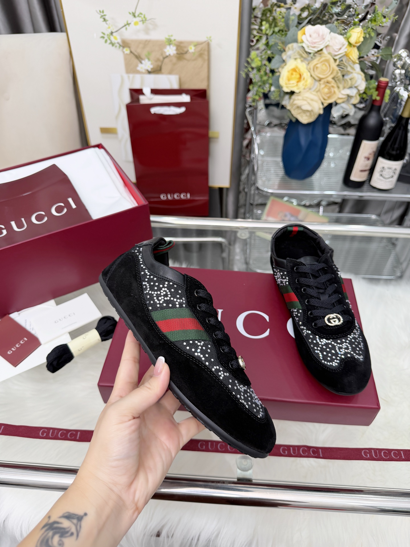 Cheap Gucci Sneakers For Women in 235622, $85 USD- [IB235622] - Replica Gucci Sneakers For Women