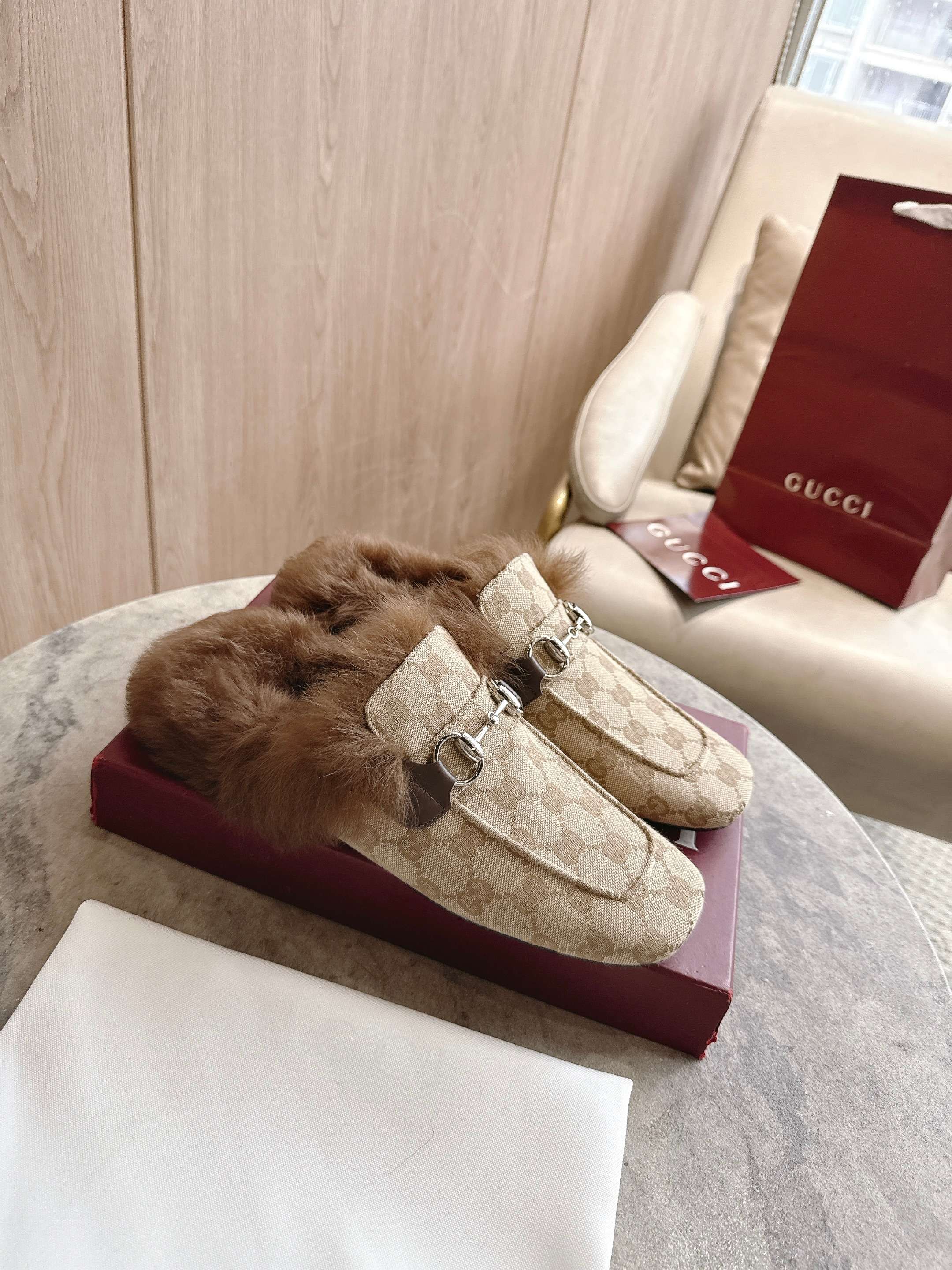 Cheap Gucci Loafers For Women in 235634, $95 USD- [IB235634] - Replica Gucci Loafers For Women