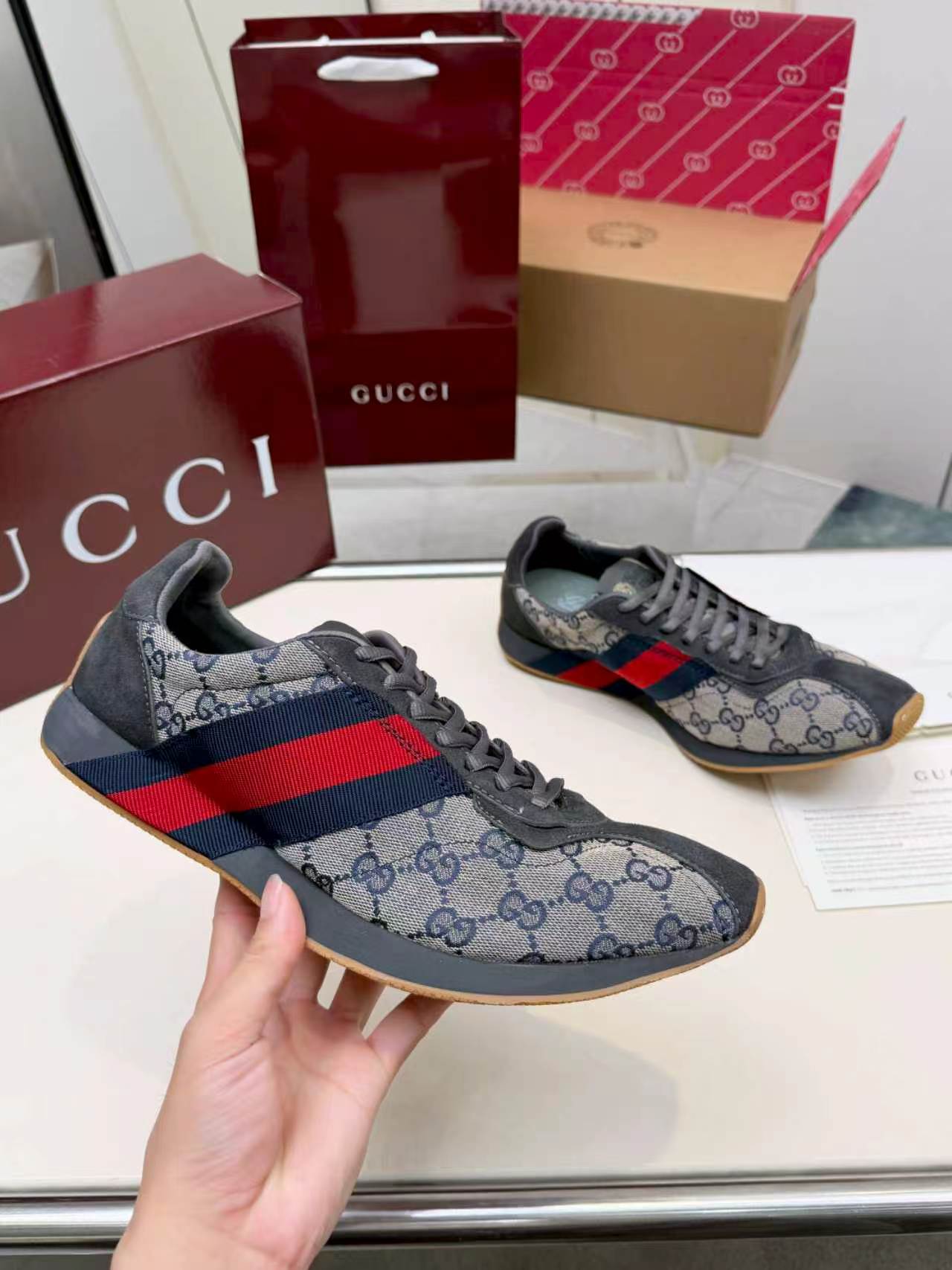 Cheap Gucci Sneakers For Men in 235637, $85 USD- [IB235637] - Replica Gucci Sneakers For Men