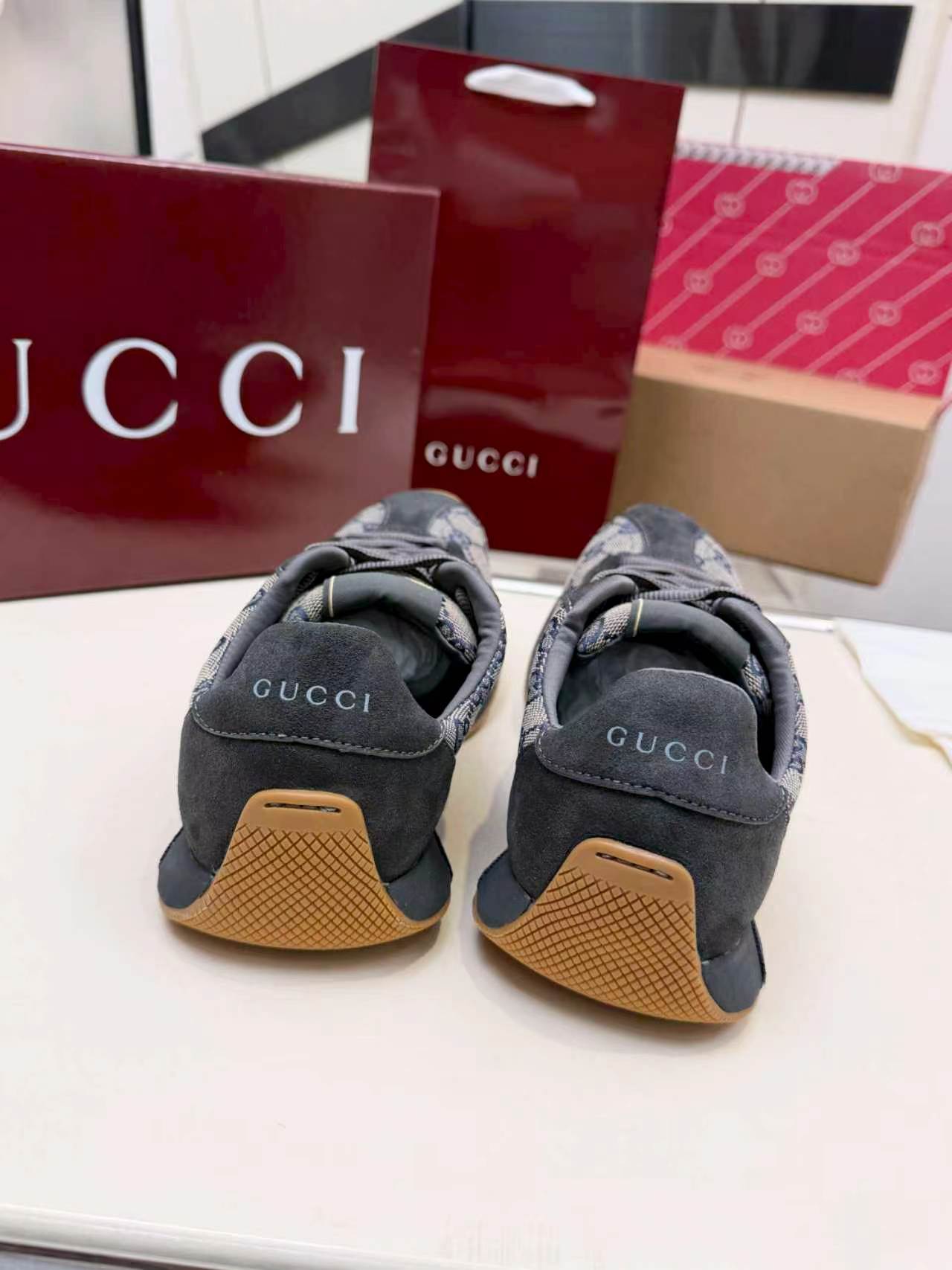 Cheap Gucci Sneakers For Men in 235637, $85 USD- [IB235637] - Replica Gucci Sneakers For Men