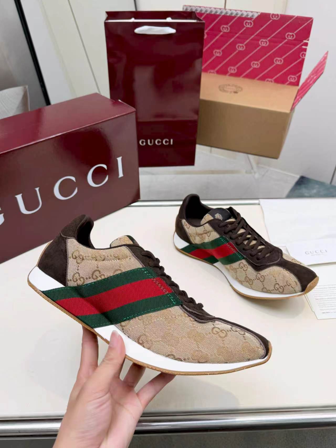Cheap Gucci Sneakers For Men in 235638, $85 USD- [IB235638] - Replica Gucci Sneakers For Men