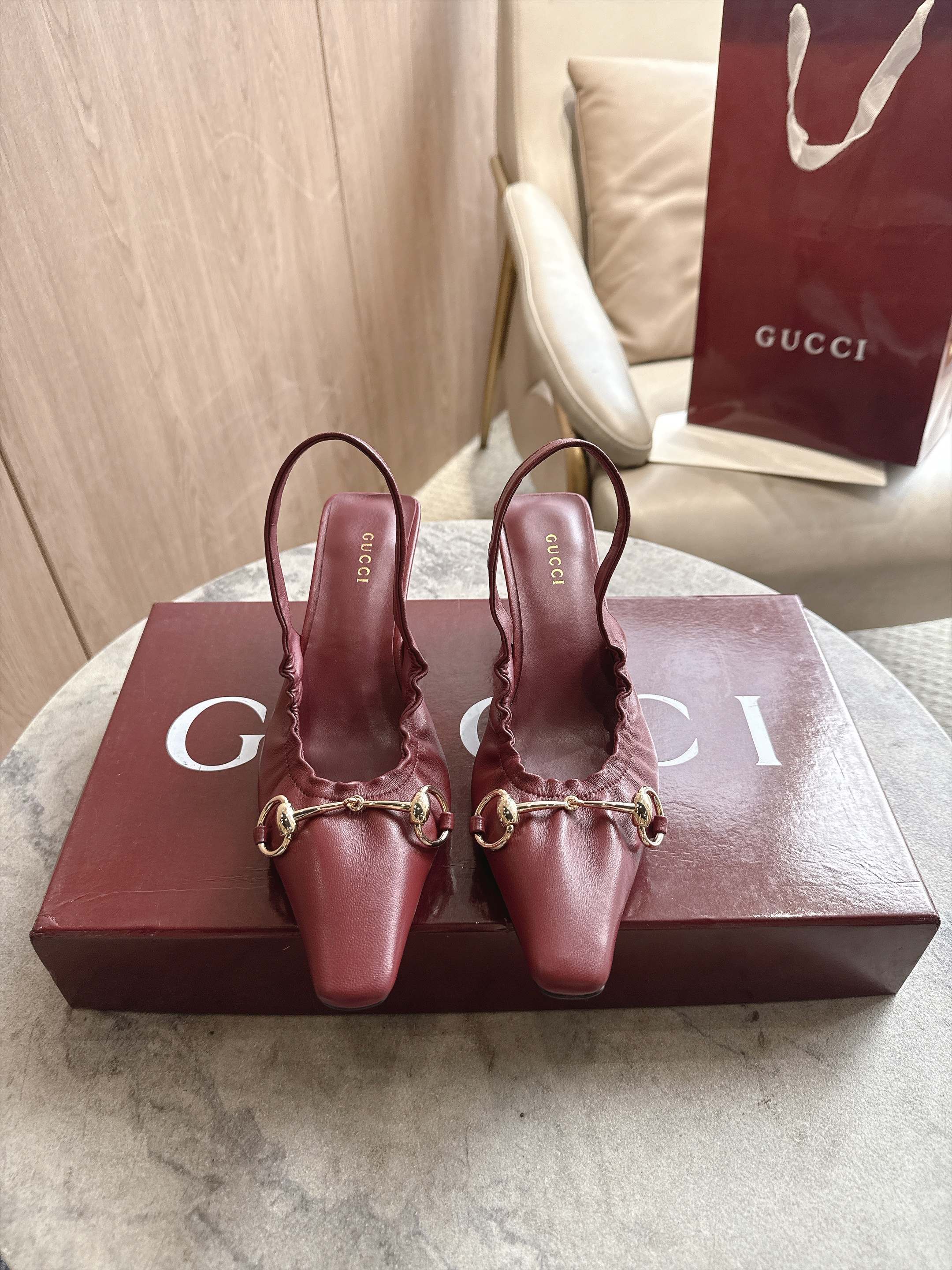 Cheap Gucci Sandals And Pumps For Women in 235674, $85 USD- [IB235674] - Replica Gucci Sandals And Pumps For Women
