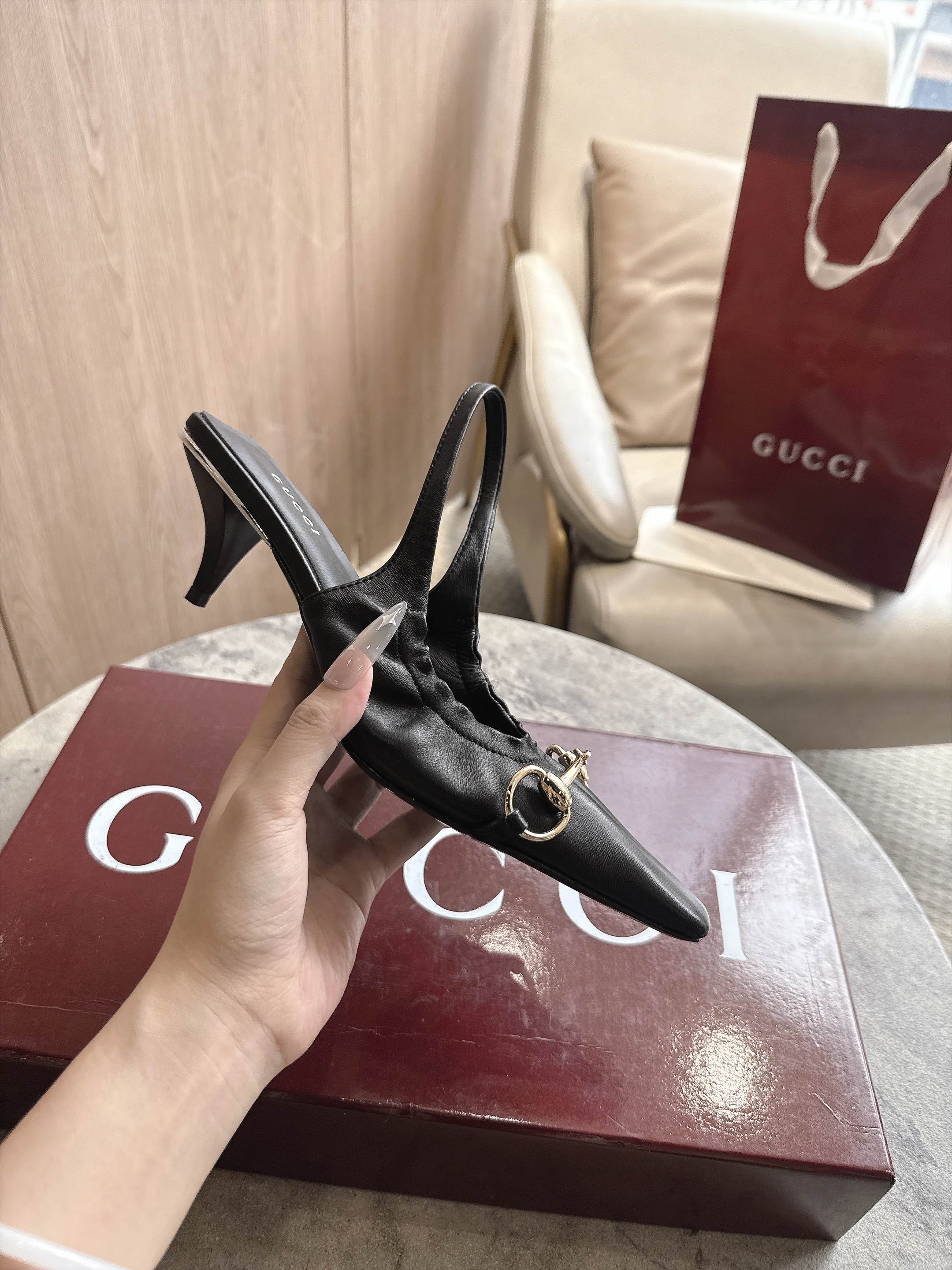 Cheap Gucci Sandals And Pumps For Women in 235675, $85 USD- [IB235675] - Replica Gucci Sandals And Pumps For Women