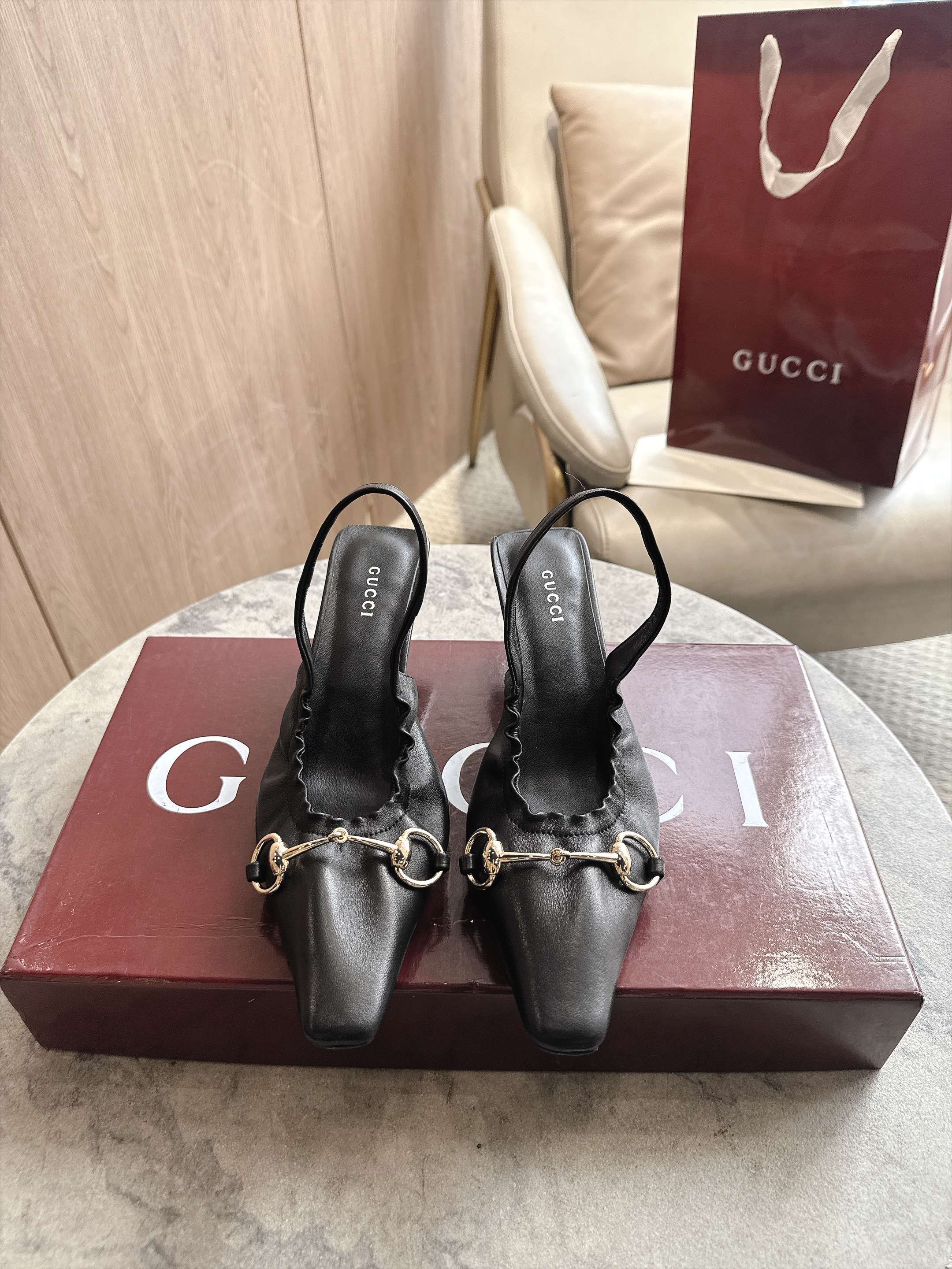 Cheap Gucci Sandals And Pumps For Women in 235675, $85 USD- [IB235675] - Replica Gucci Sandals And Pumps For Women