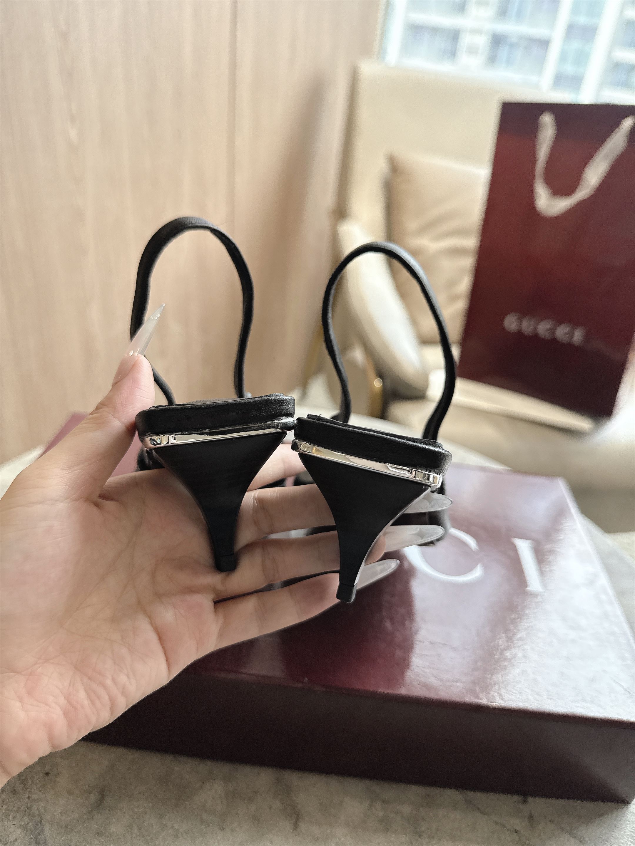 Cheap Gucci Sandals And Pumps For Women in 235675, $85 USD- [IB235675] - Replica Gucci Sandals And Pumps For Women