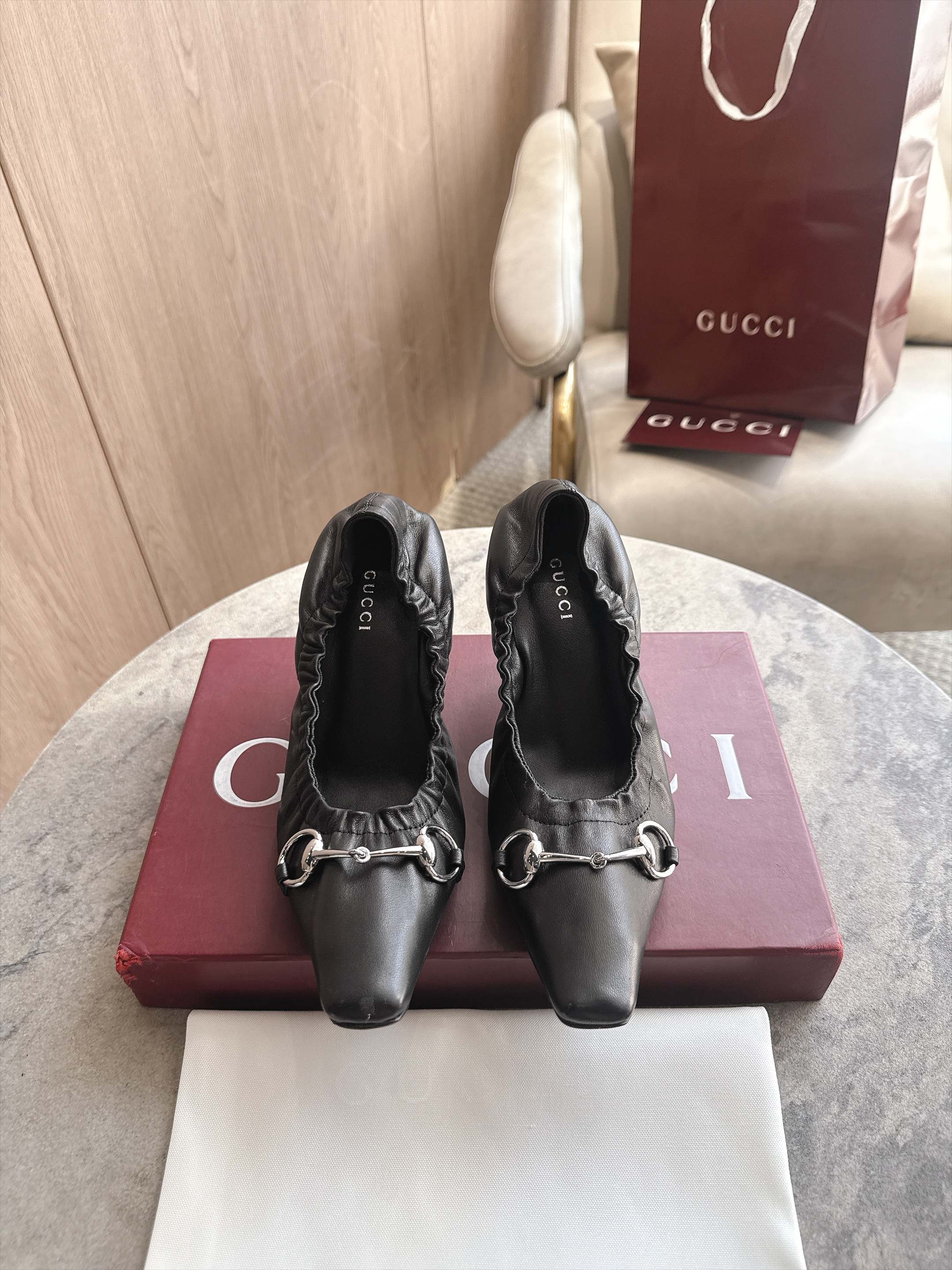 Cheap Gucci Sandals And Pumps For Women in 235677, $85 USD- [IB235677] - Replica Gucci Sandals And Pumps For Women