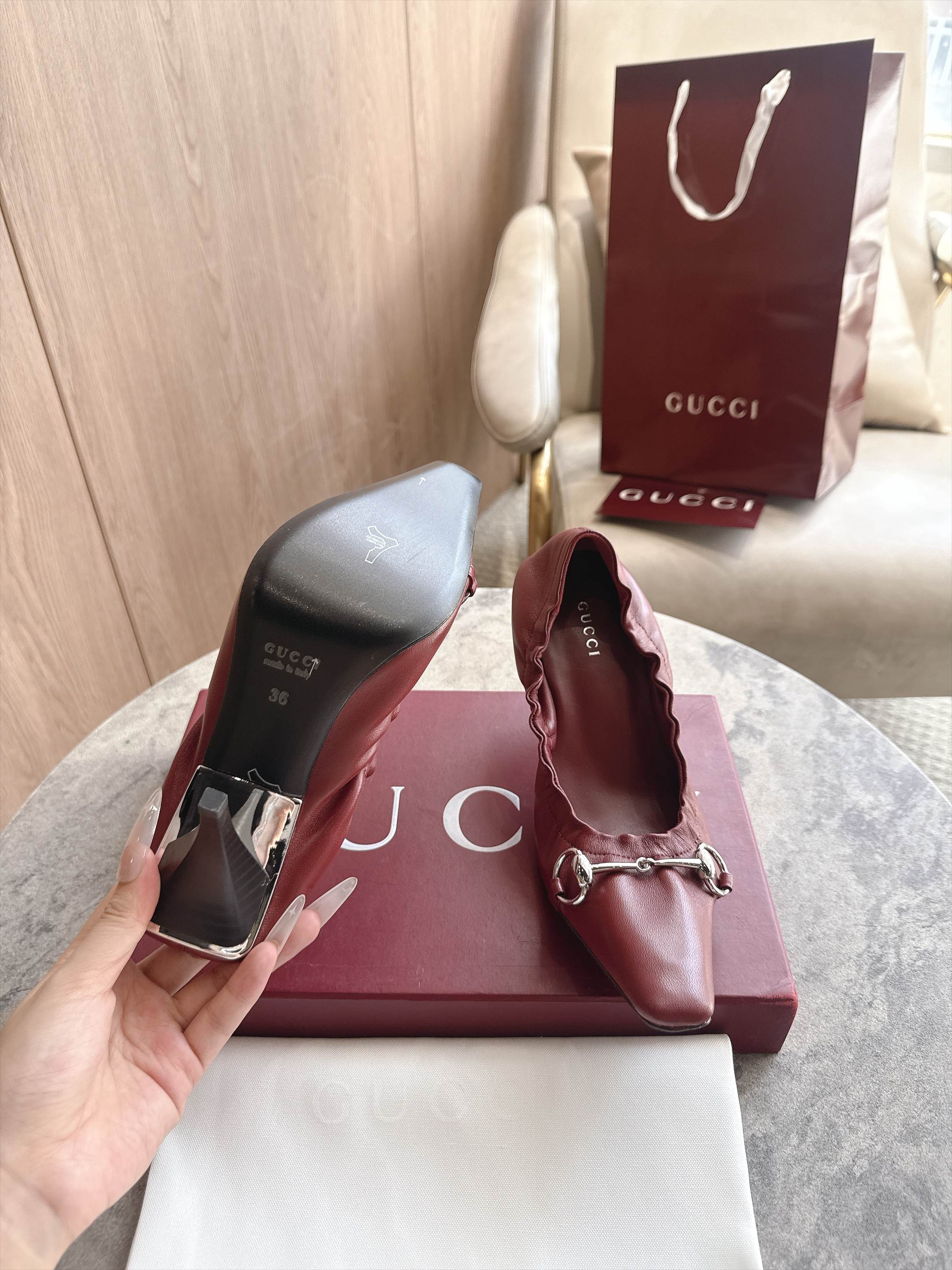 Cheap Gucci Sandals And Pumps For Women in 235679, $85 USD- [IB235679] - Replica Gucci Sandals And Pumps For Women