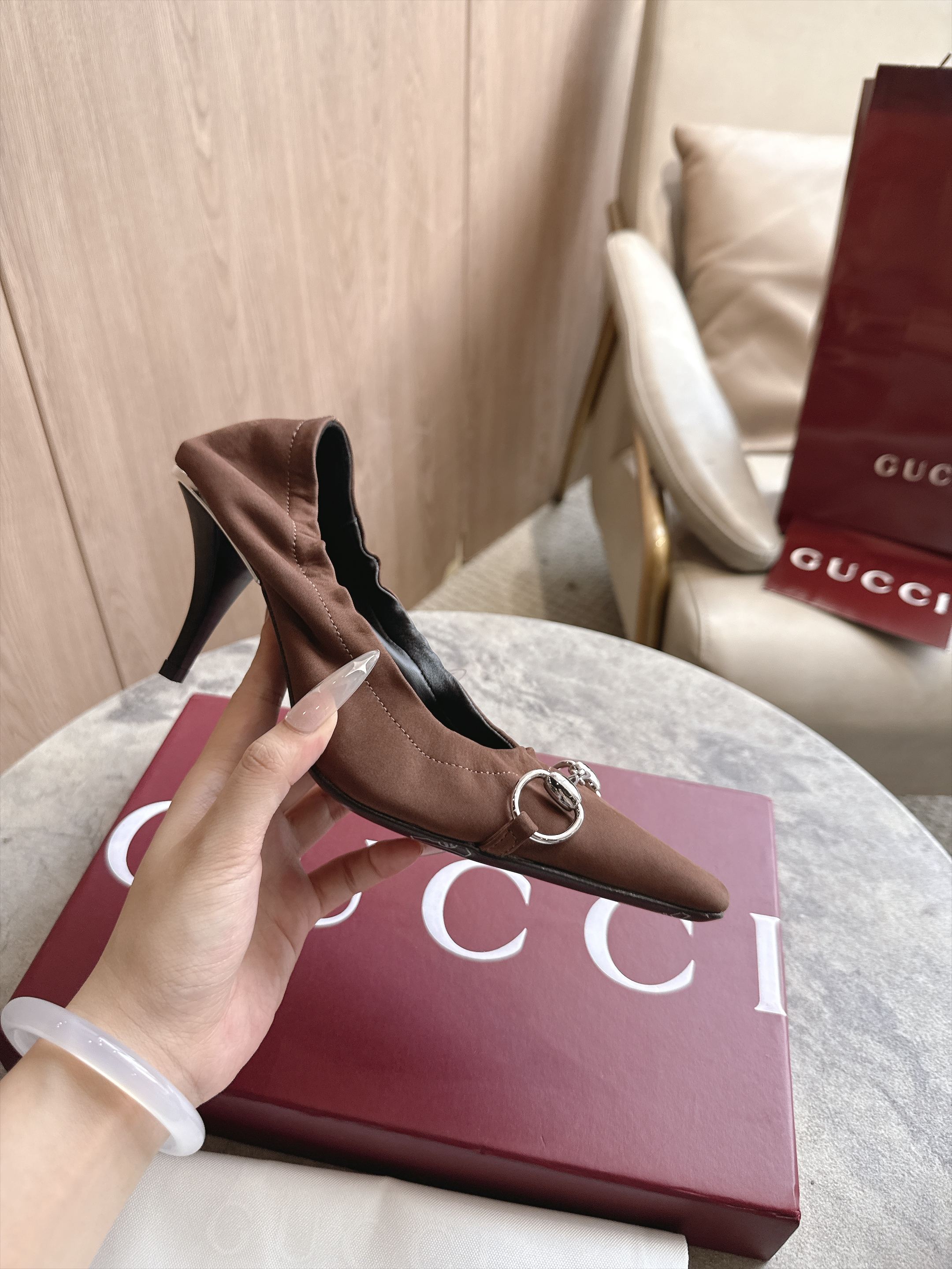 Cheap Gucci Sandals And Pumps For Women in 235680, $85 USD- [IB235680] - Replica Gucci Sandals And Pumps For Women