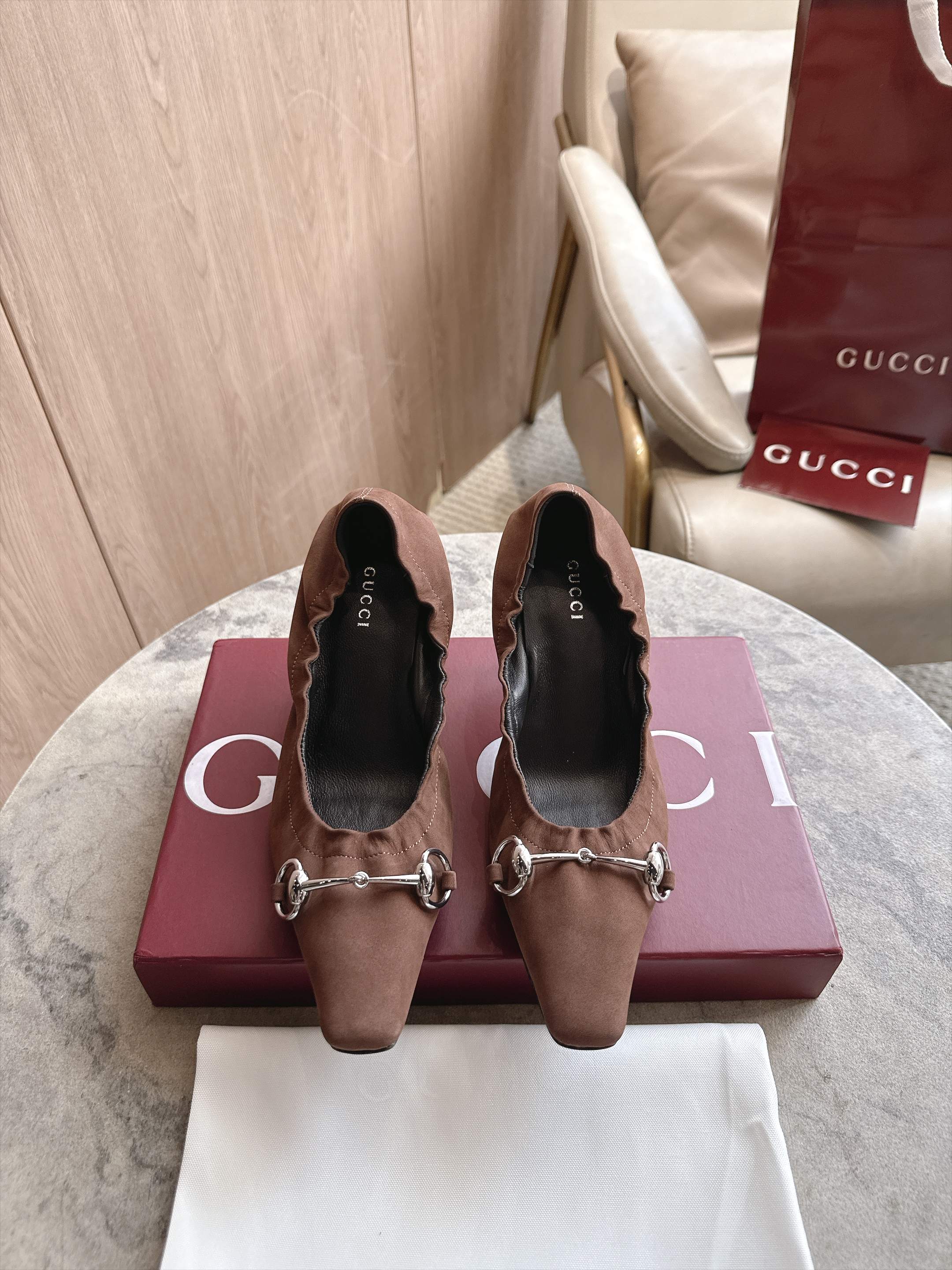 Cheap Gucci Sandals And Pumps For Women in 235680, $85 USD- [IB235680] - Replica Gucci Sandals And Pumps For Women