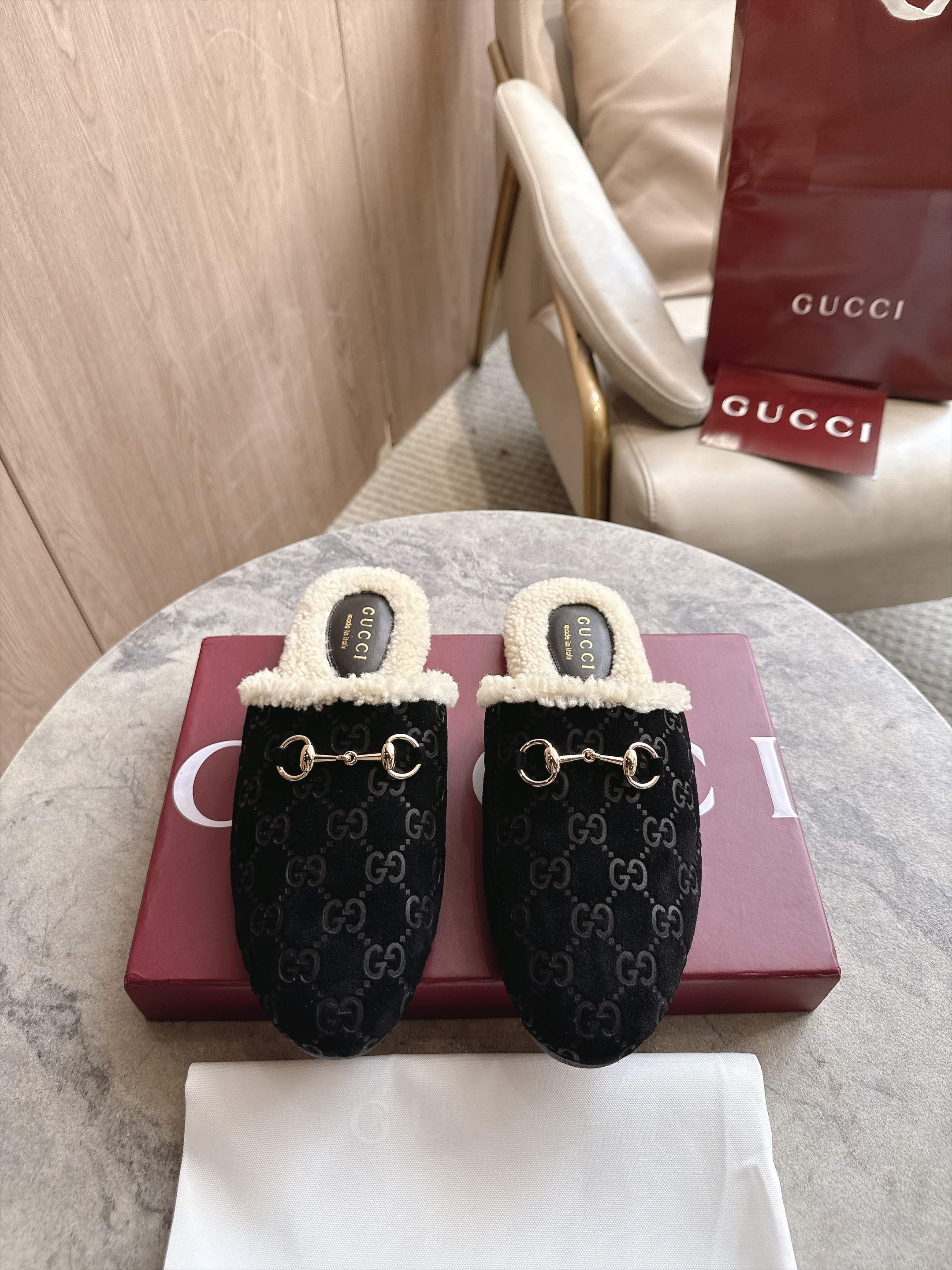 Cheap Gucci Slippers For Women in 235700, $80 USD- [IB235700] - Replica Gucci Slippers For Women