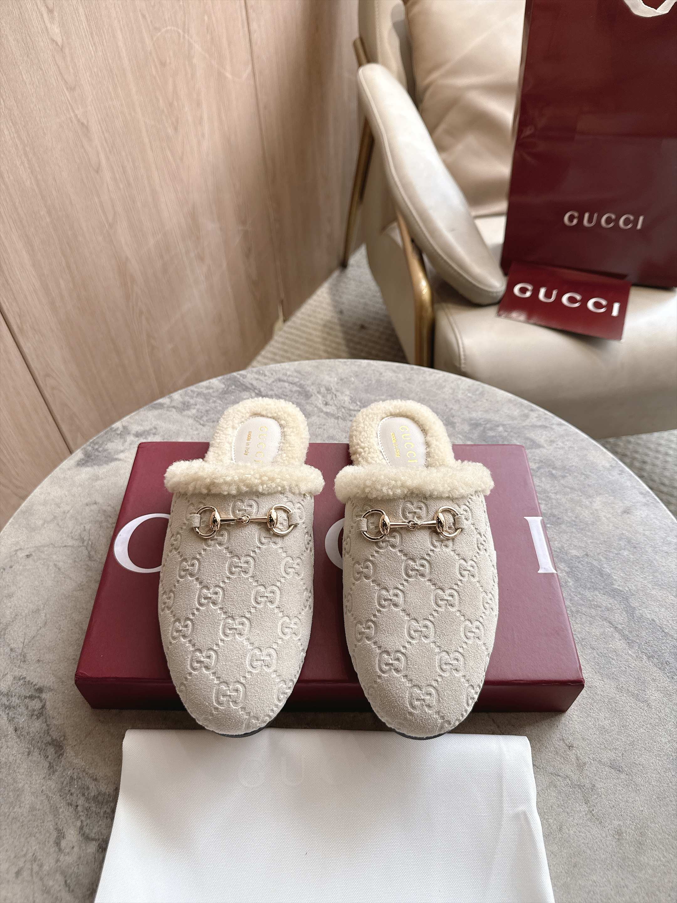 Cheap Gucci Slippers For Women in 235701, $80 USD- [IB235701] - Replica Gucci Slippers For Women