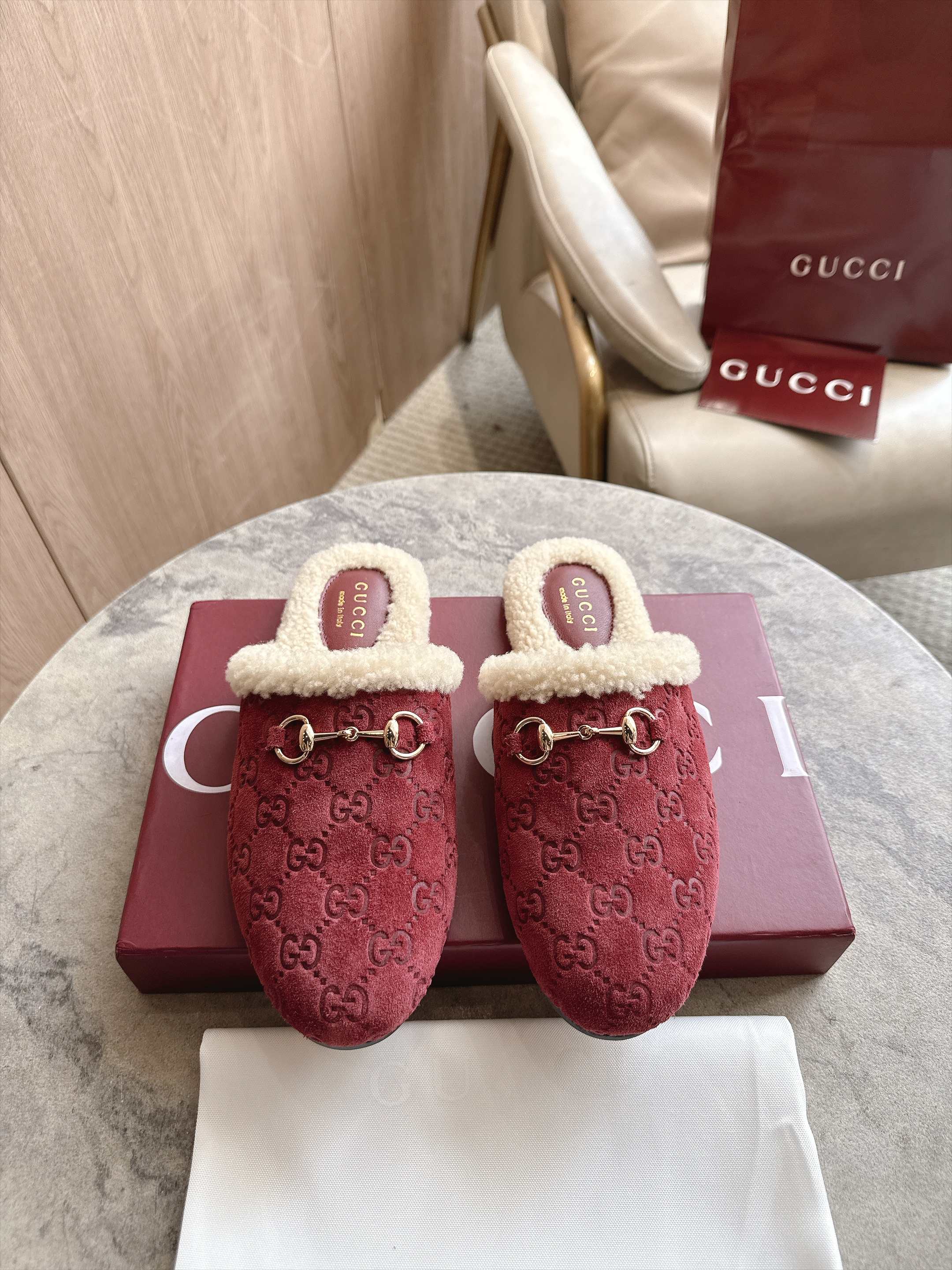 Cheap Gucci Slippers For Women in 235704, $80 USD- [IB235704] - Replica Gucci Slippers For Women