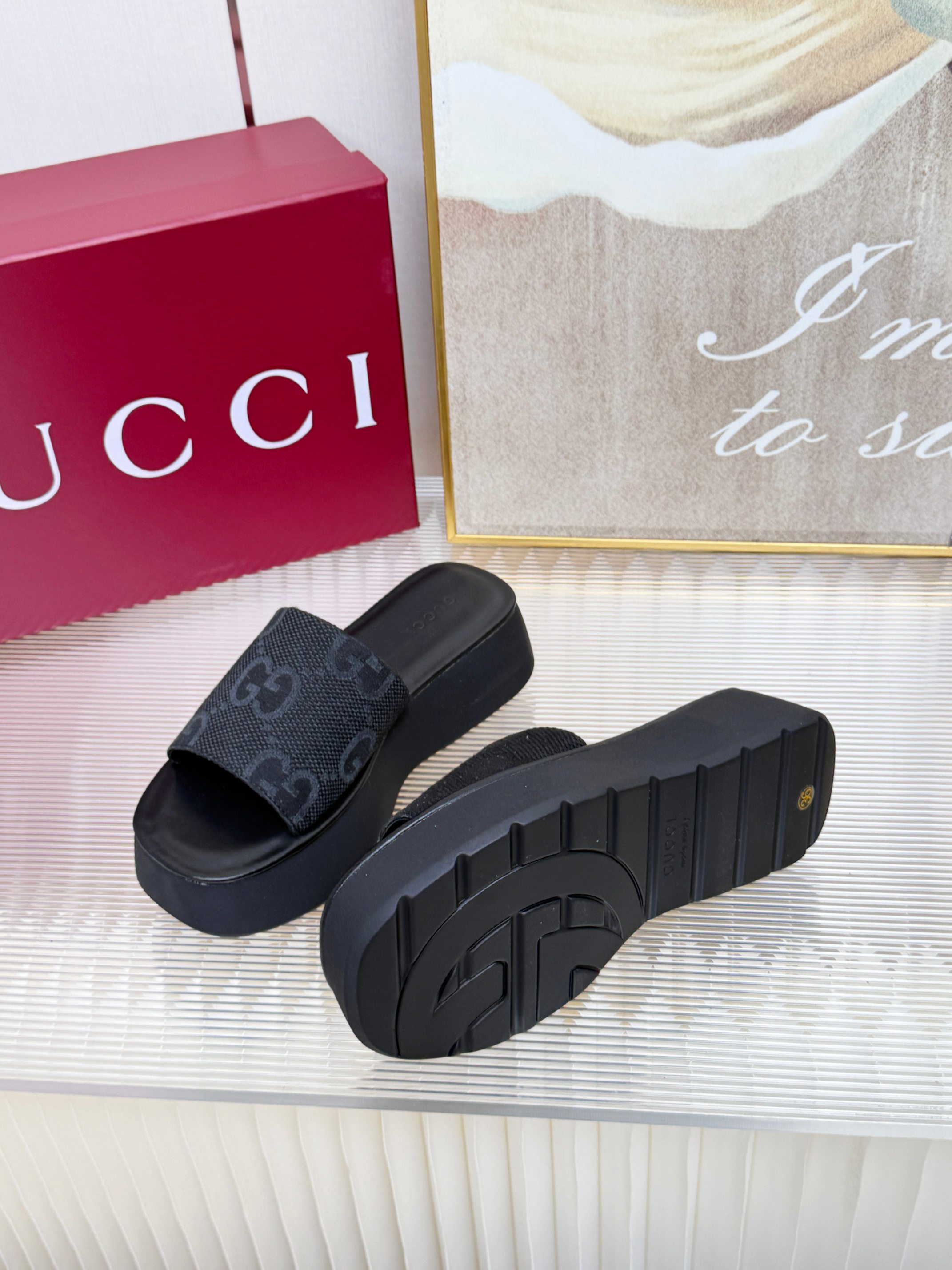 Cheap Gucci Slippers For Women in 235705, $70 USD- [IB235705] - Replica Gucci Slippers For Women