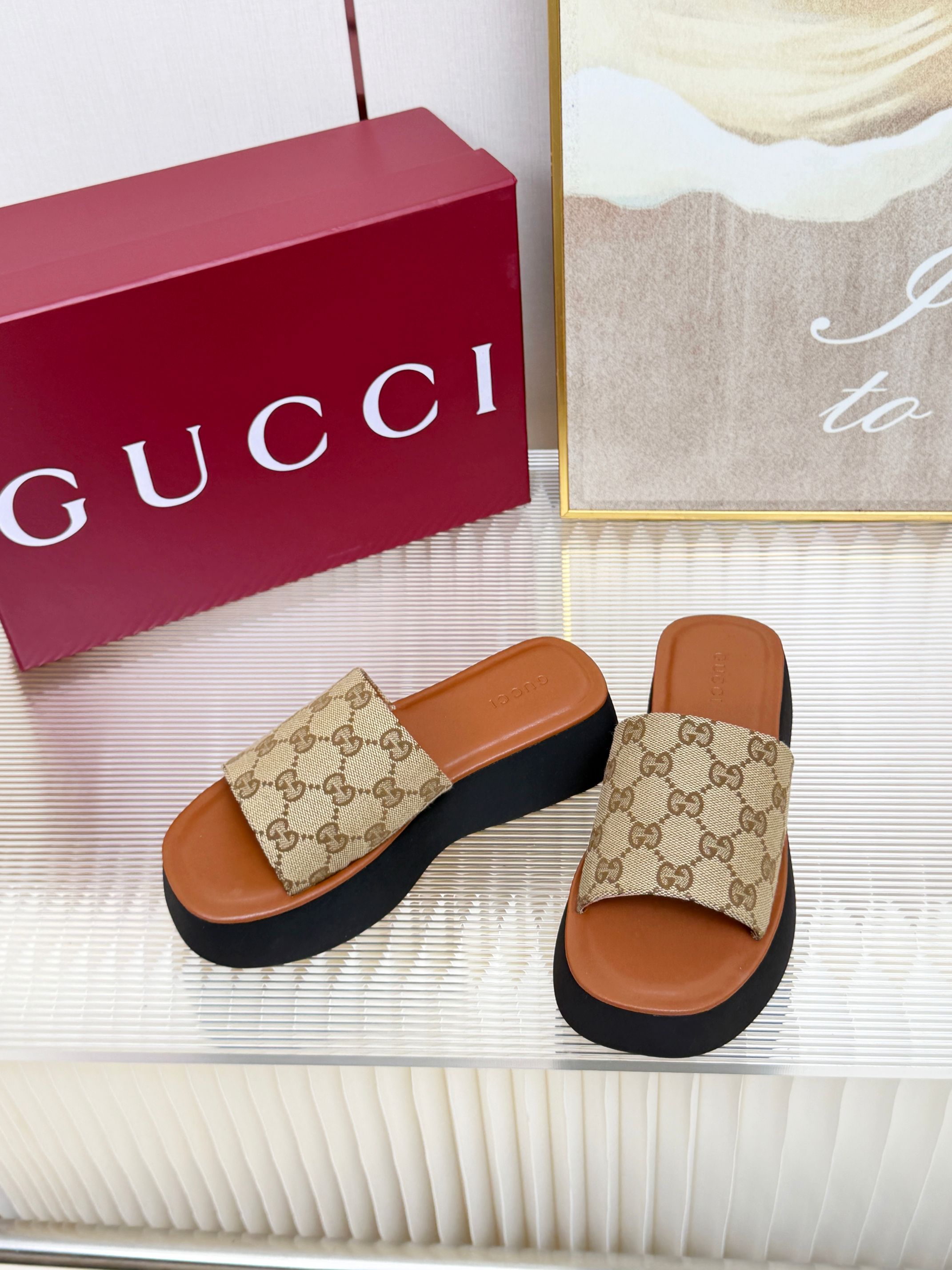 Cheap Gucci Slippers For Women in 235708, $70 USD- [IB235708] - Replica Gucci Slippers For Women