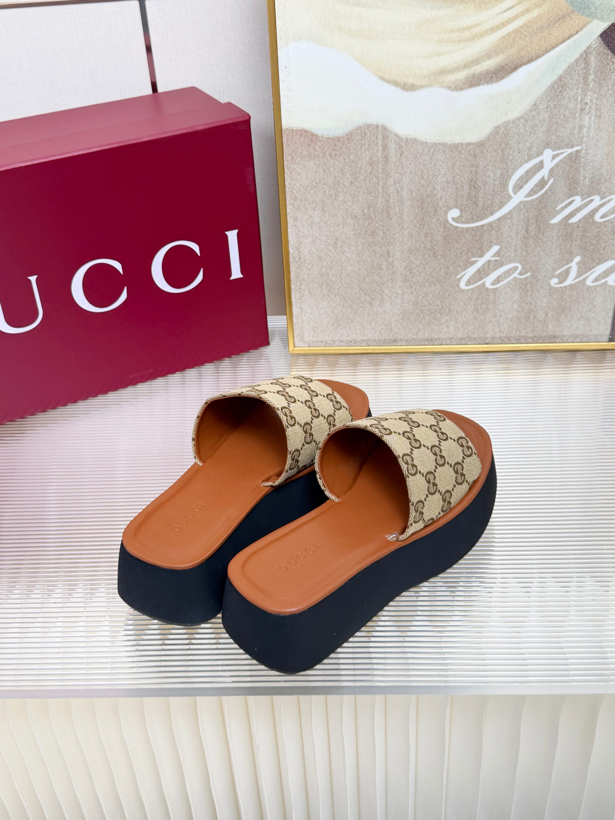 Cheap Gucci Slippers For Women in 235708, $70 USD- [IB235708] - Replica Gucci Slippers For Women