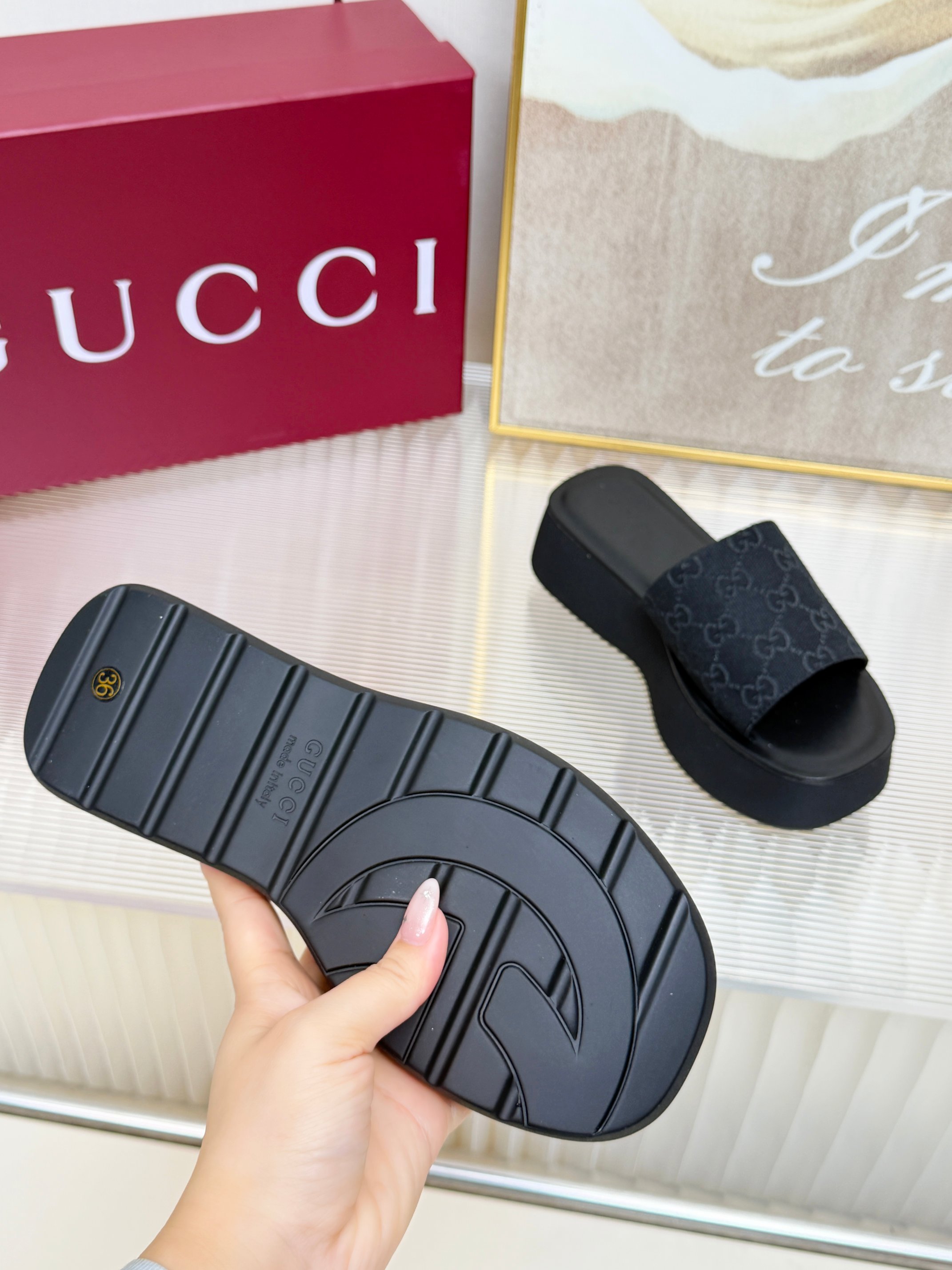 Cheap Gucci Slippers For Women in 235710, $70 USD- [IB235710] - Replica Gucci Slippers For Women