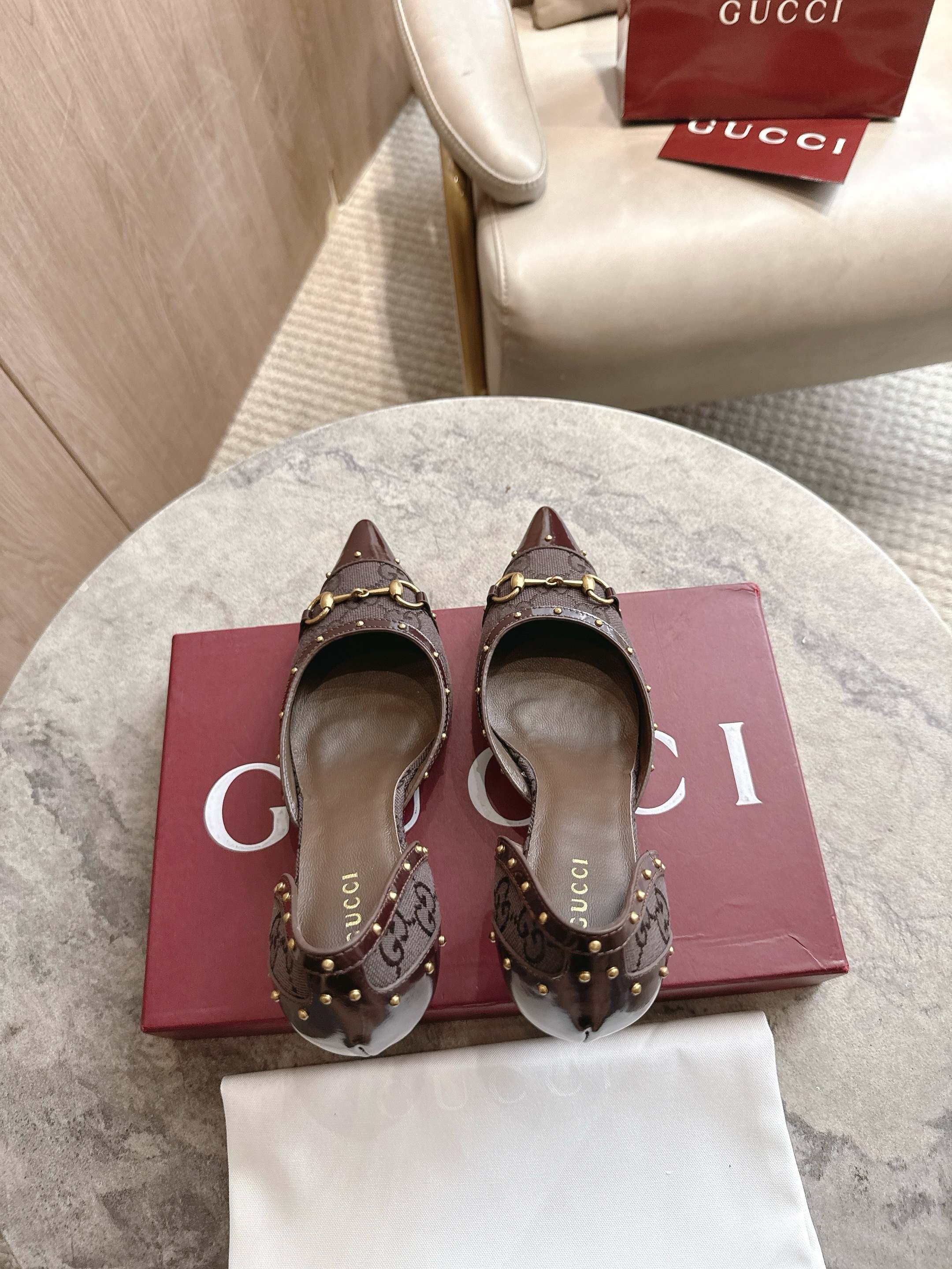 Cheap Gucci Sandals And Pumps For Women in 235718, $85 USD- [IB235718] - Replica Gucci Sandals And Pumps For Women