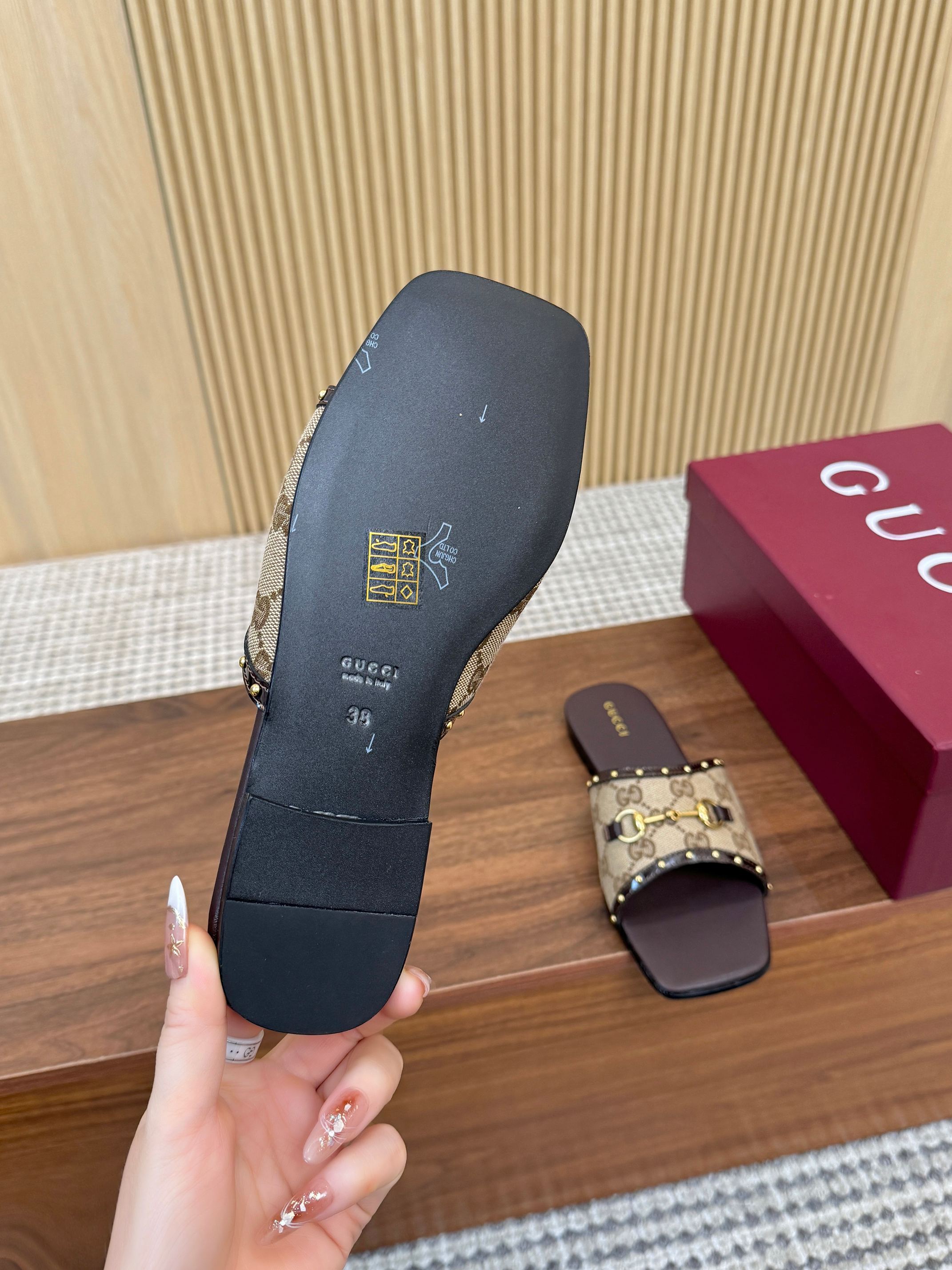 Cheap Gucci Slippers For Women in 235732, $70 USD- [IB235732] - Replica Gucci Slippers For Women