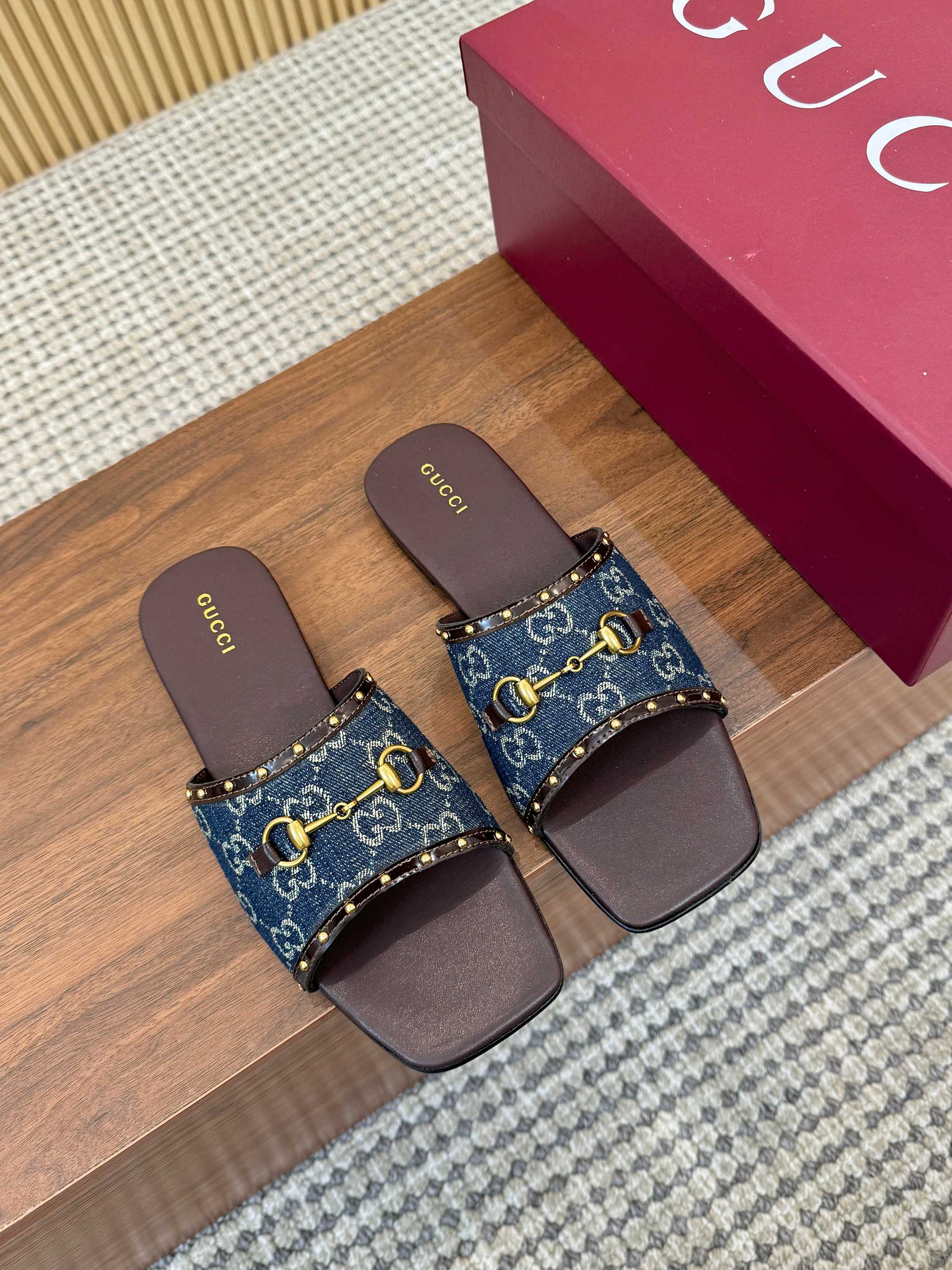 Cheap Gucci Slippers For Women in 235733, $70 USD- [IB235733] - Replica Gucci Slippers For Women