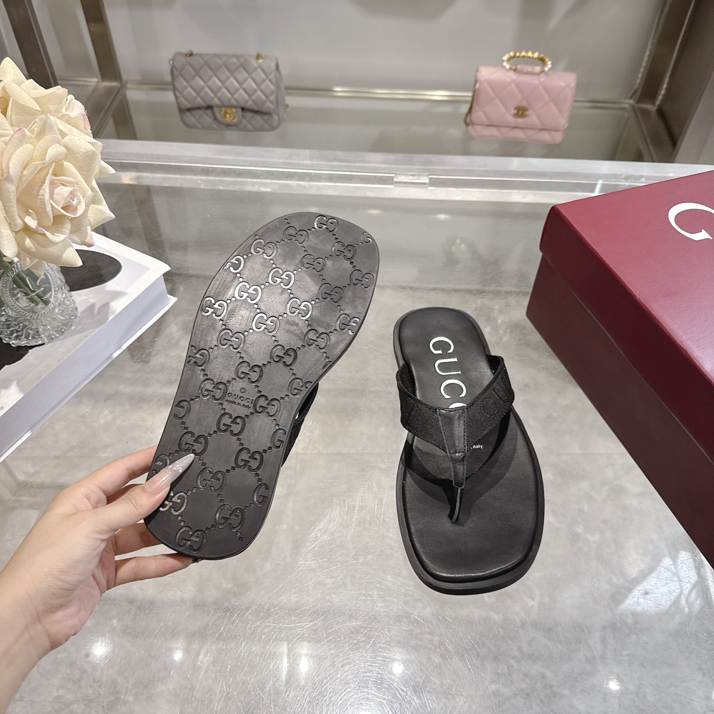 Cheap Gucci Slippers For Men in 235753, $70 USD- [IB235753] - Replica Gucci Slippers For Men