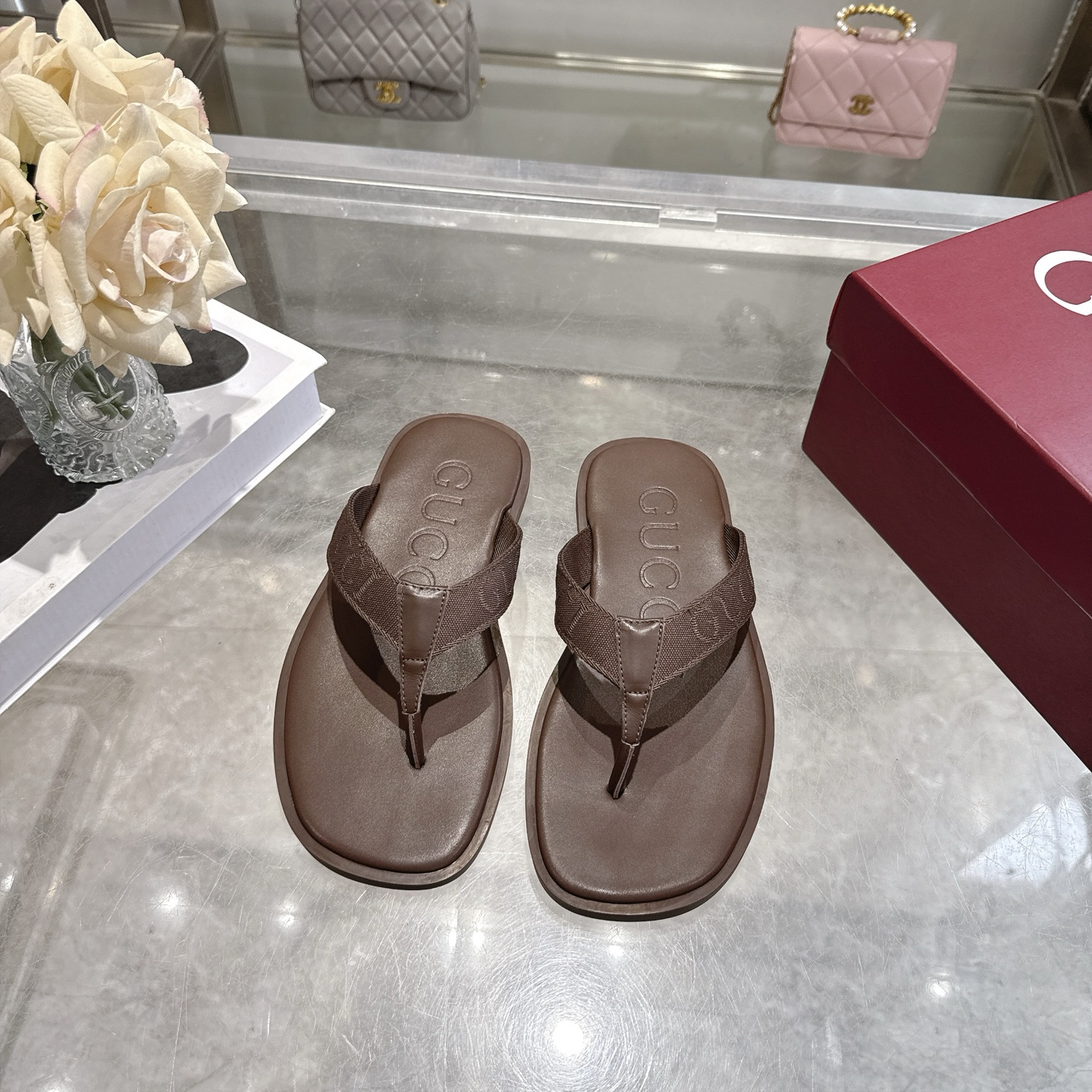 Cheap Gucci Slippers For Men in 235754, $70 USD- [IB235754] - Replica Gucci Slippers For Men