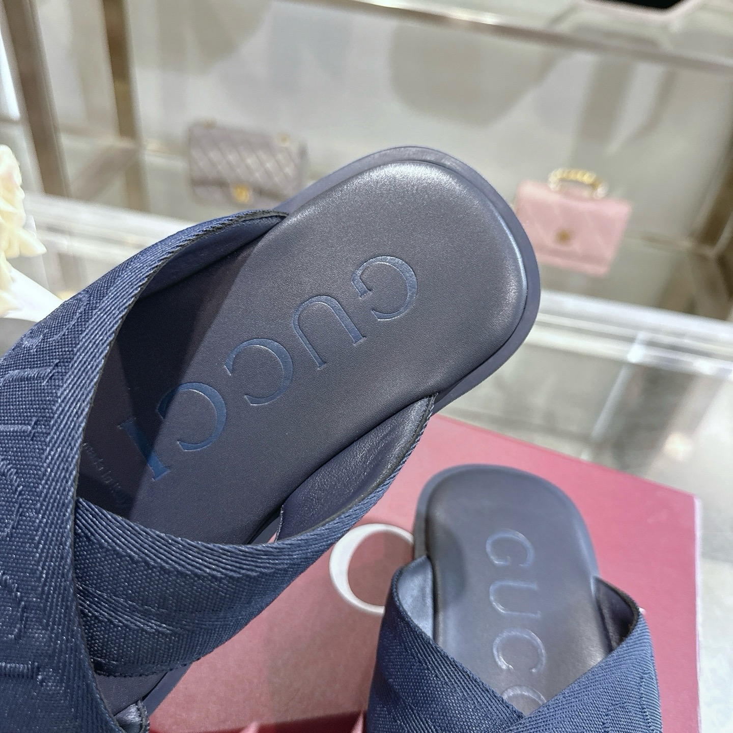 Cheap Gucci Slippers For Men in 235755, $70 USD- [IB235755] - Replica Gucci Slippers For Men