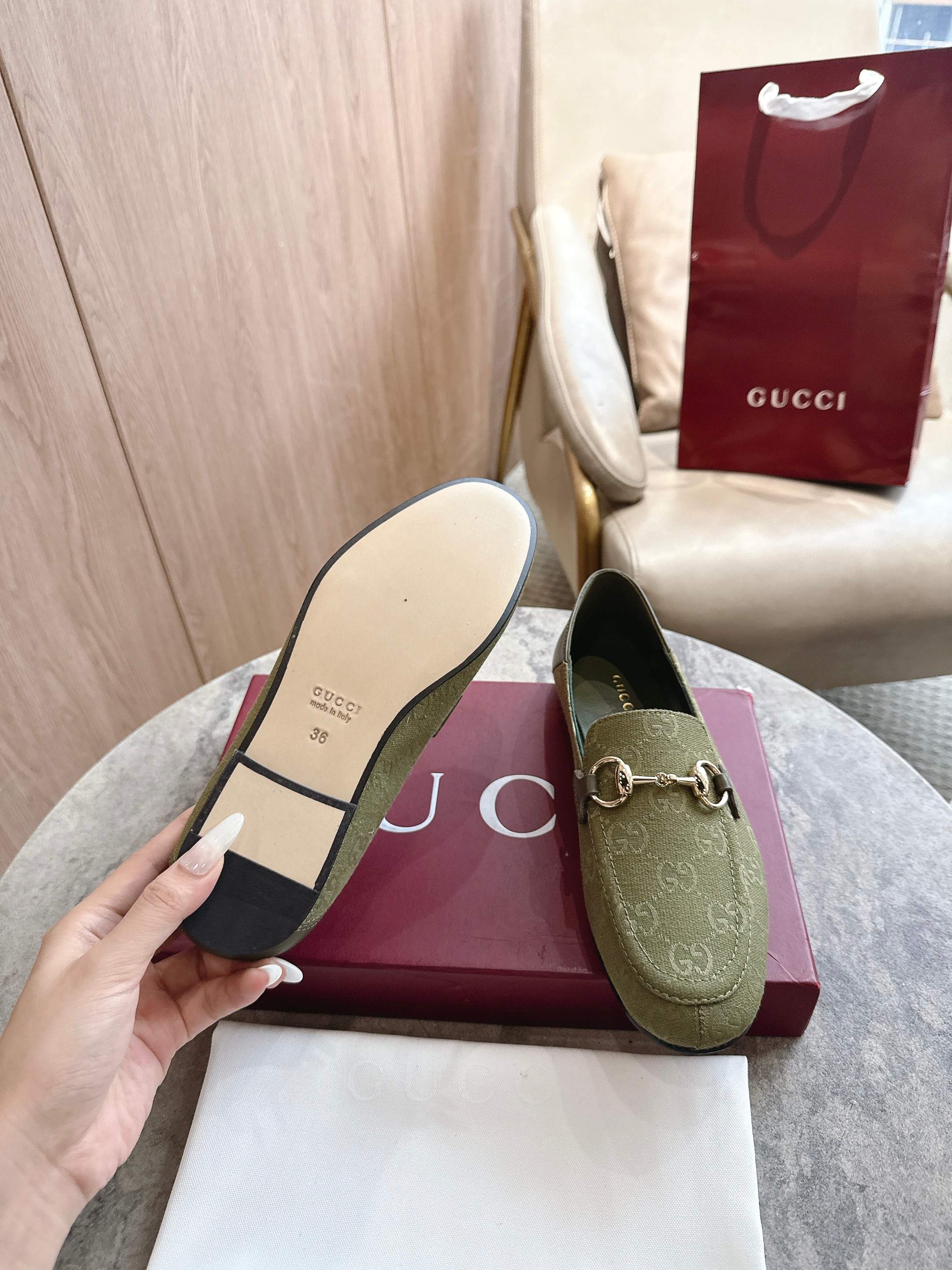 Cheap Gucci Loafers For Women in 235761, $85 USD- [IB235761] - Replica Gucci Loafers For Women