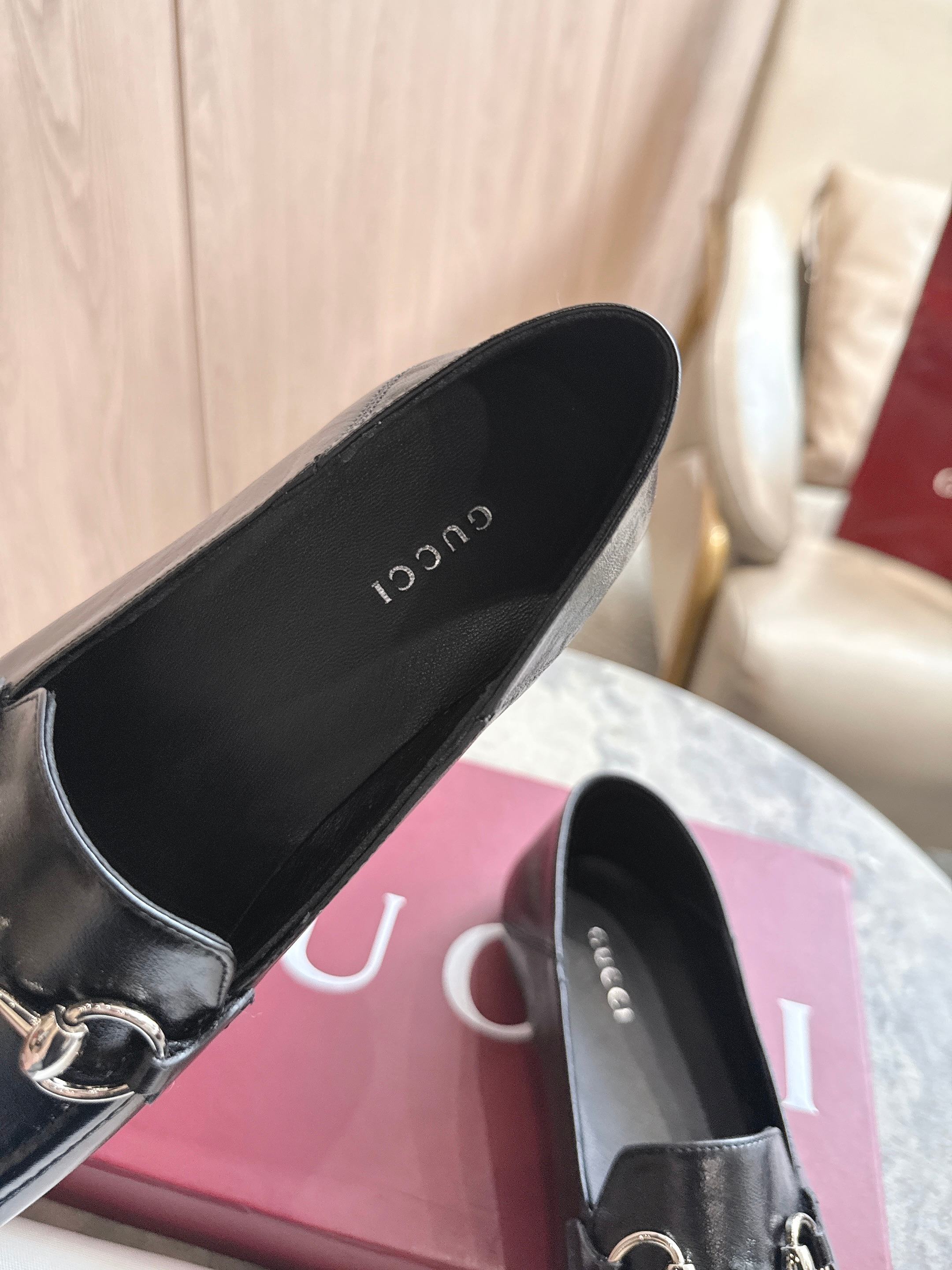 Cheap Gucci Loafers For Women in 235770, $85 USD- [IB235770] - Replica Gucci Loafers For Women