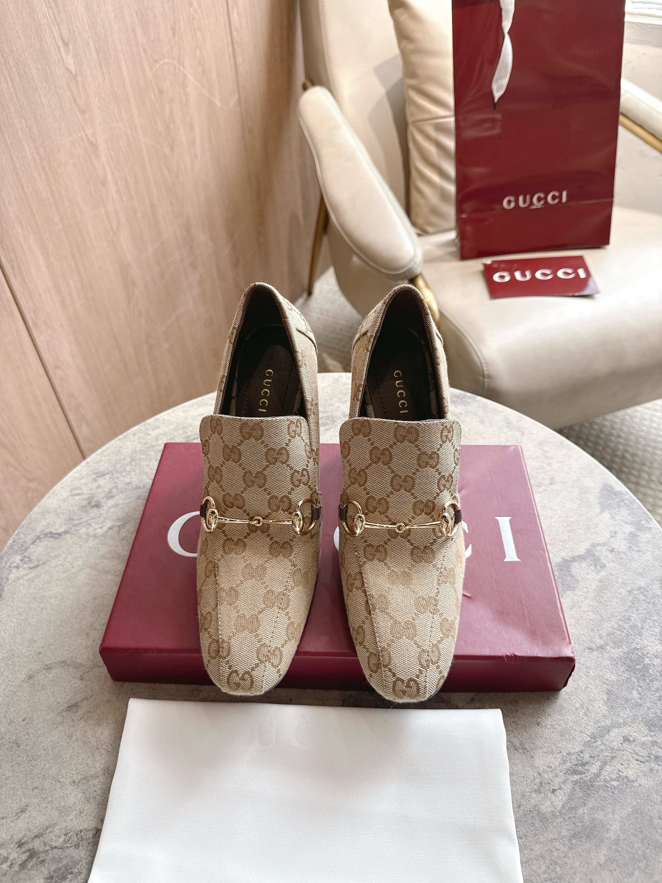 Cheap Gucci Sandals And Pumps For Women in 235779, $85 USD- [IB235779] - Replica Gucci Sandals And Pumps For Women