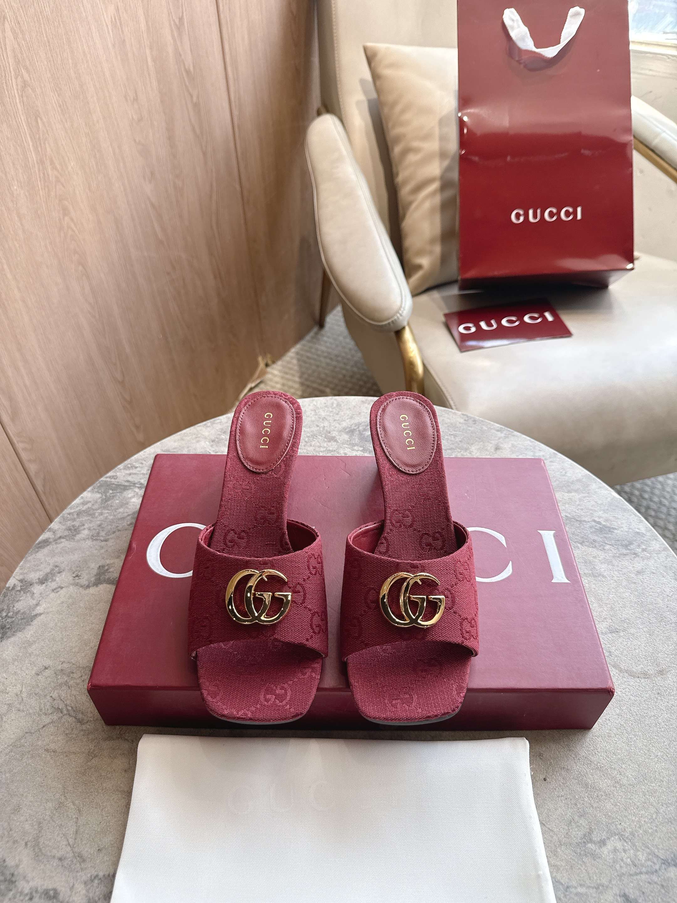 Cheap Gucci Slippers For Women in 235783, $60 USD- [IB235783] - Replica Gucci Slippers For Women